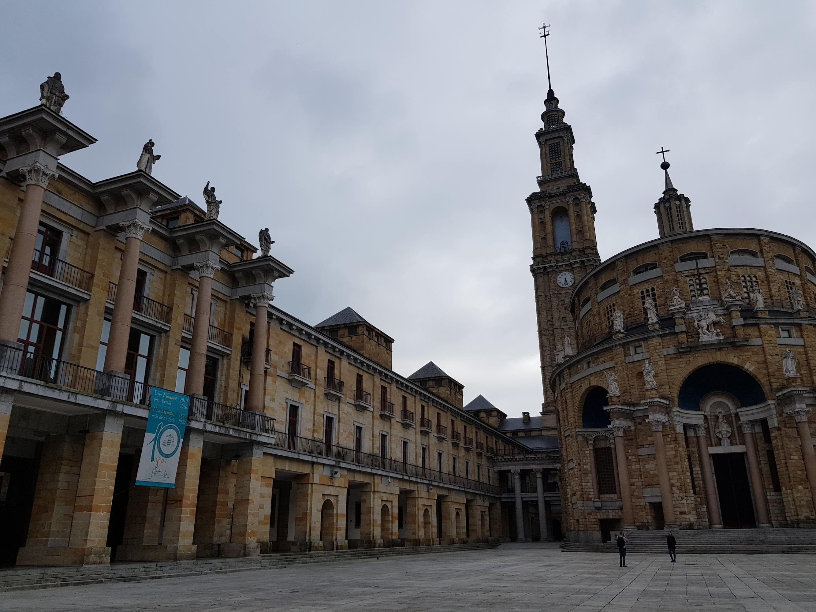 Foto del campus Facultad de Comercio, Turismo y Ciencias Sociales Jovellanos