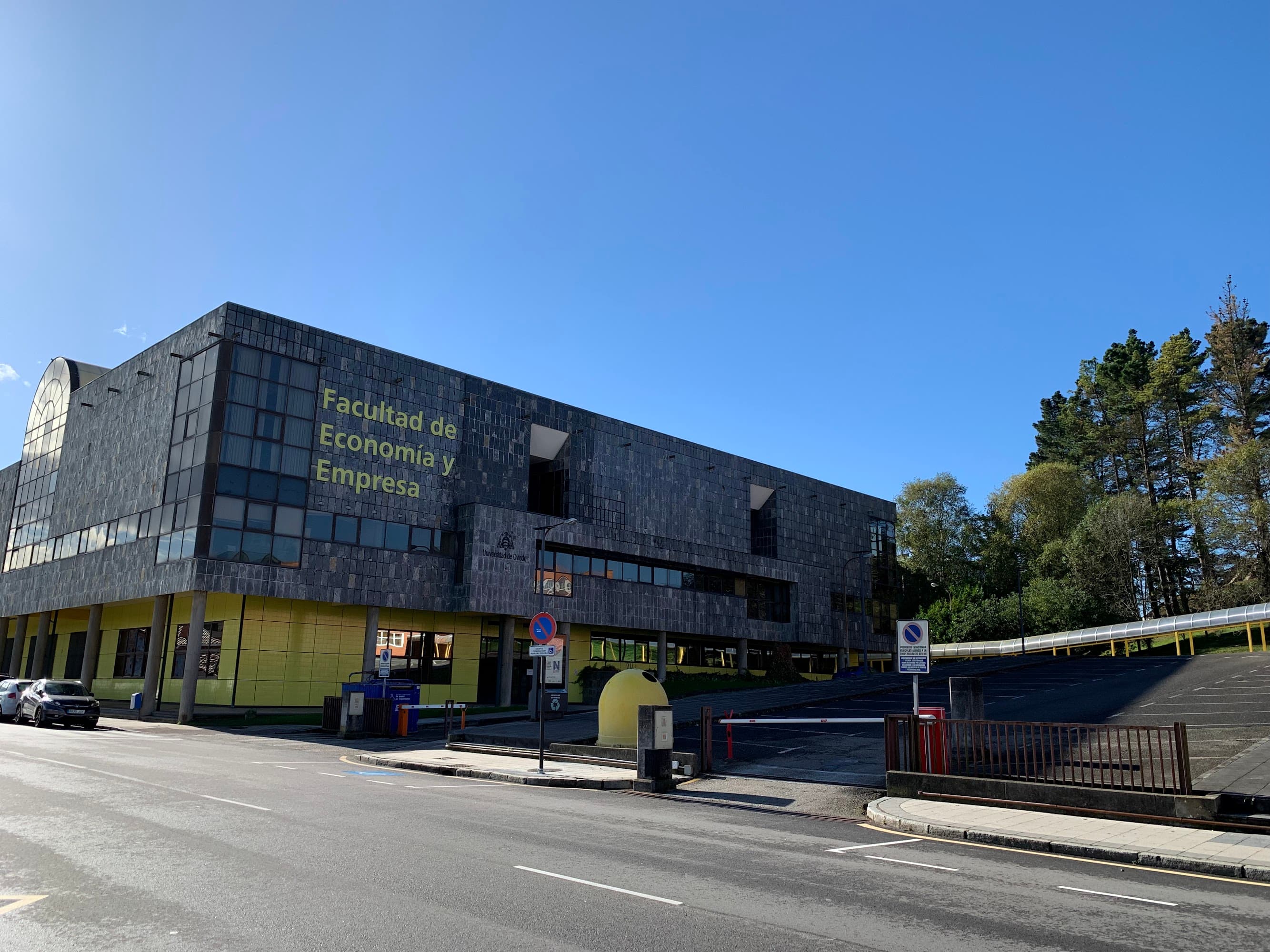 Foto del campus Facultad de Economía y Empresa