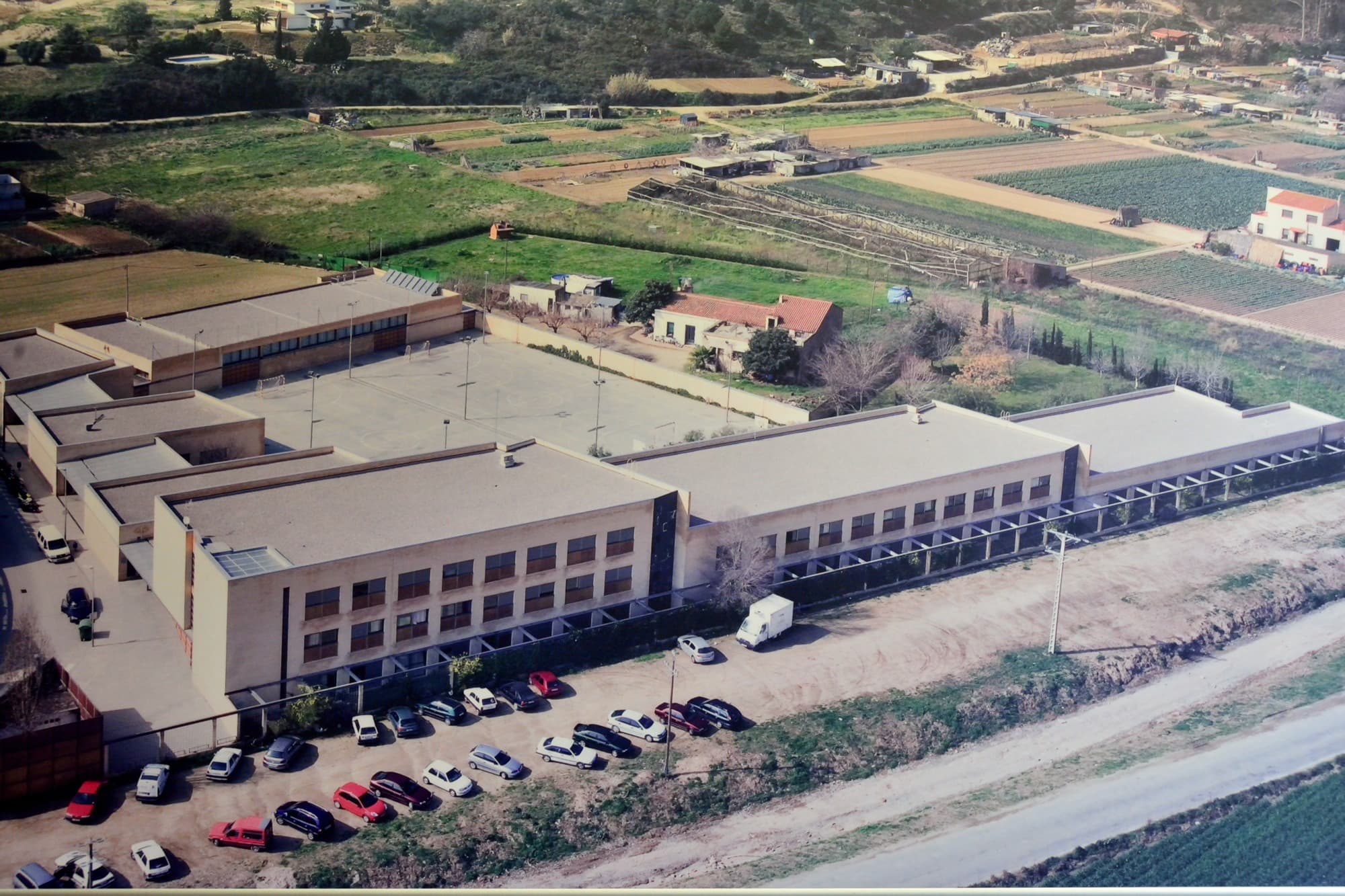 Foto secundaria del campus Institut Joan Coromines