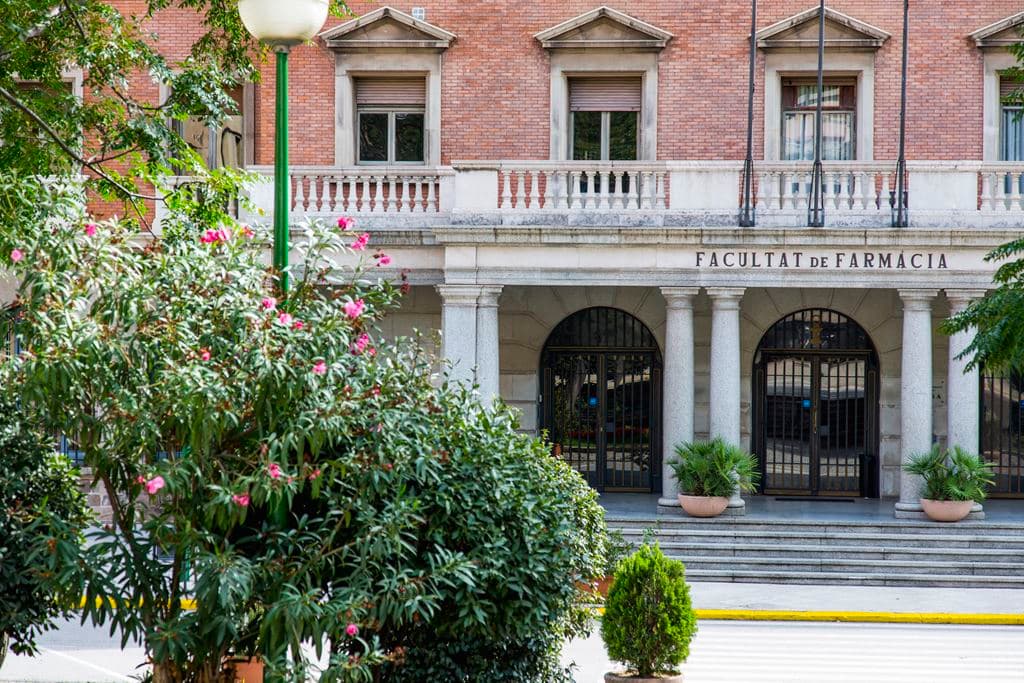 Foto secundaria del campus Facultad de Farmacia y Ciencias de la Alimentación