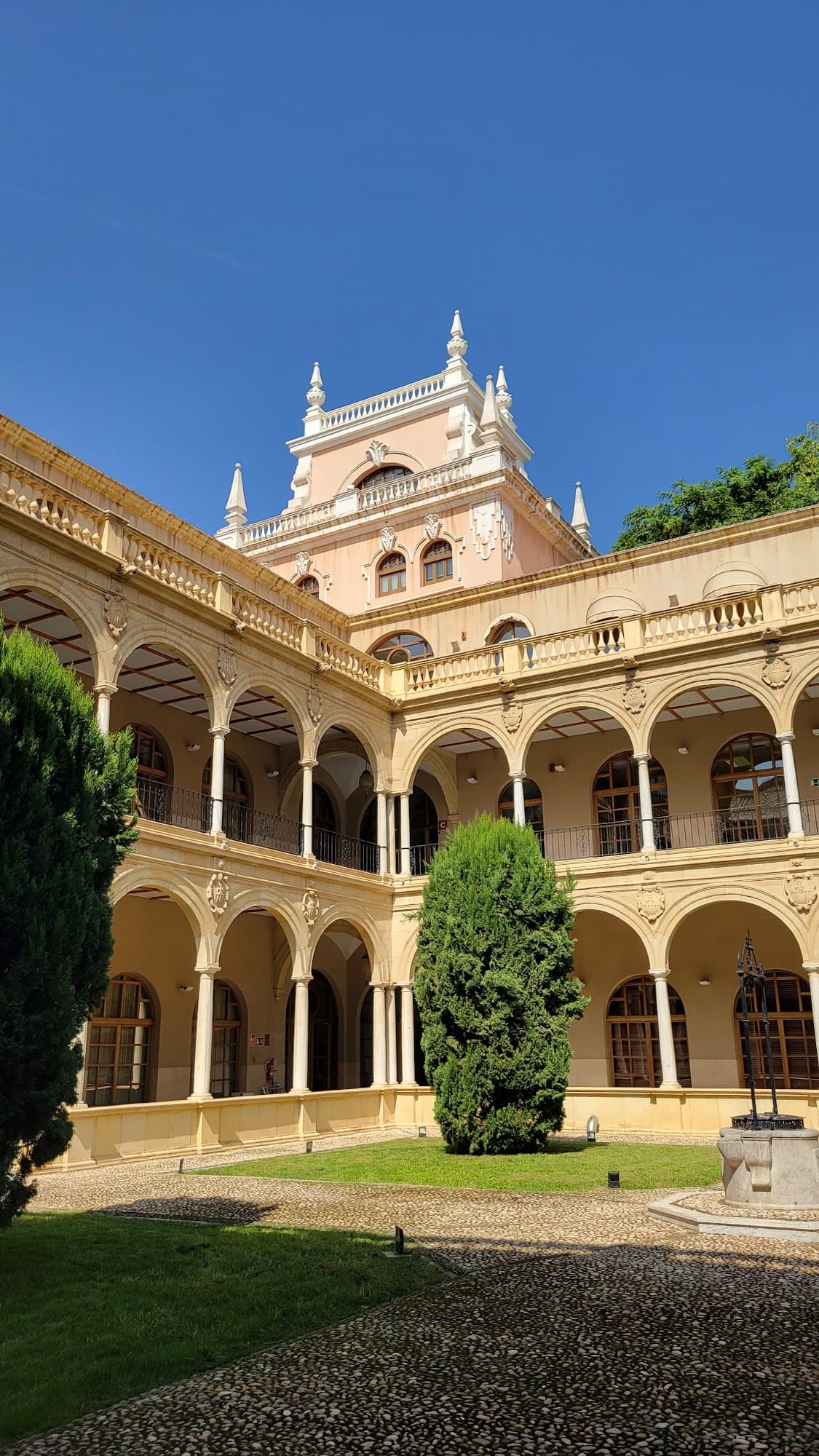 Foto secundaria del campus Facultad de Derecho
