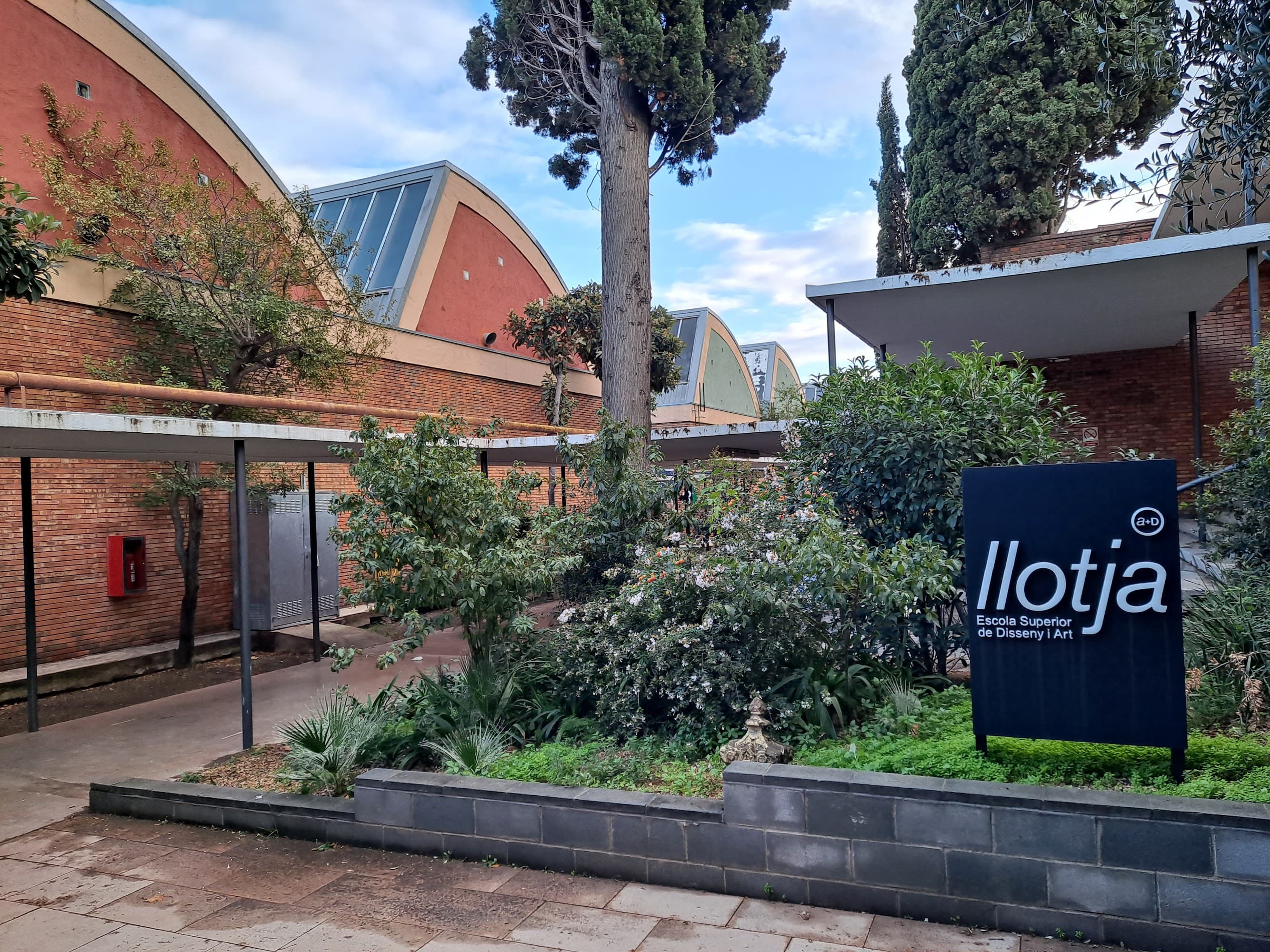 Foto secundaria del campus Llotja Escola d'Art i Disseny - Sant Andreu