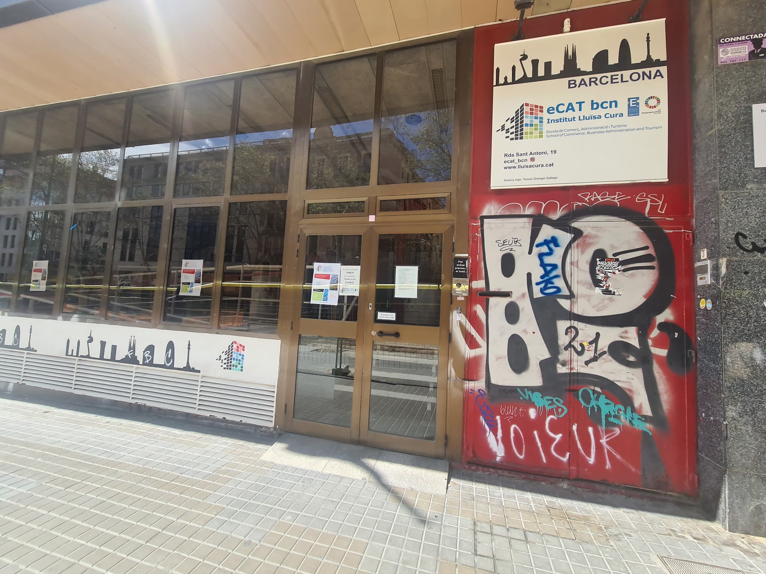 Foto secundaria del campus Institut Lluïsa Cura