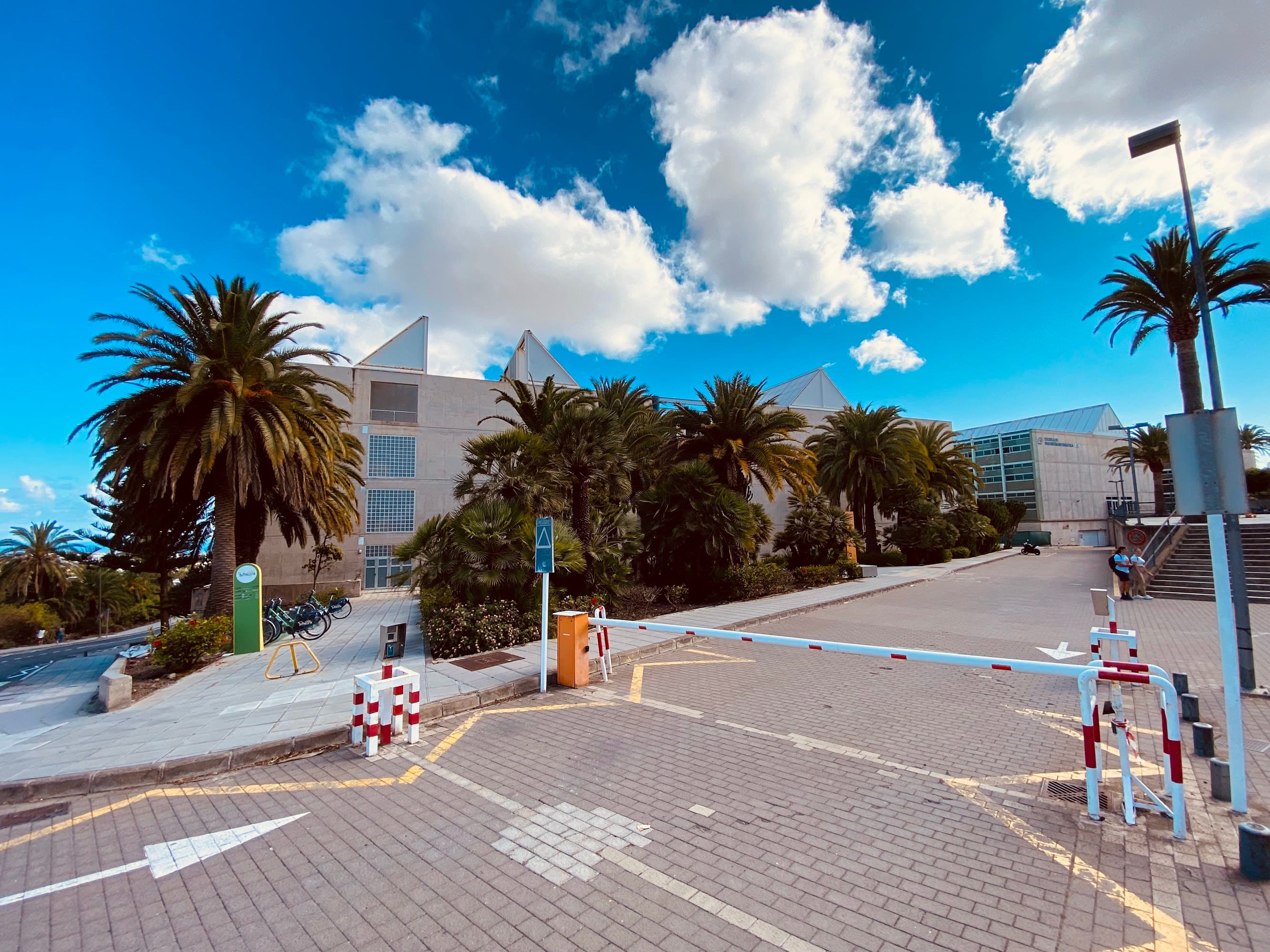 Foto secundaria del campus Facultad de Ciencias del Mar