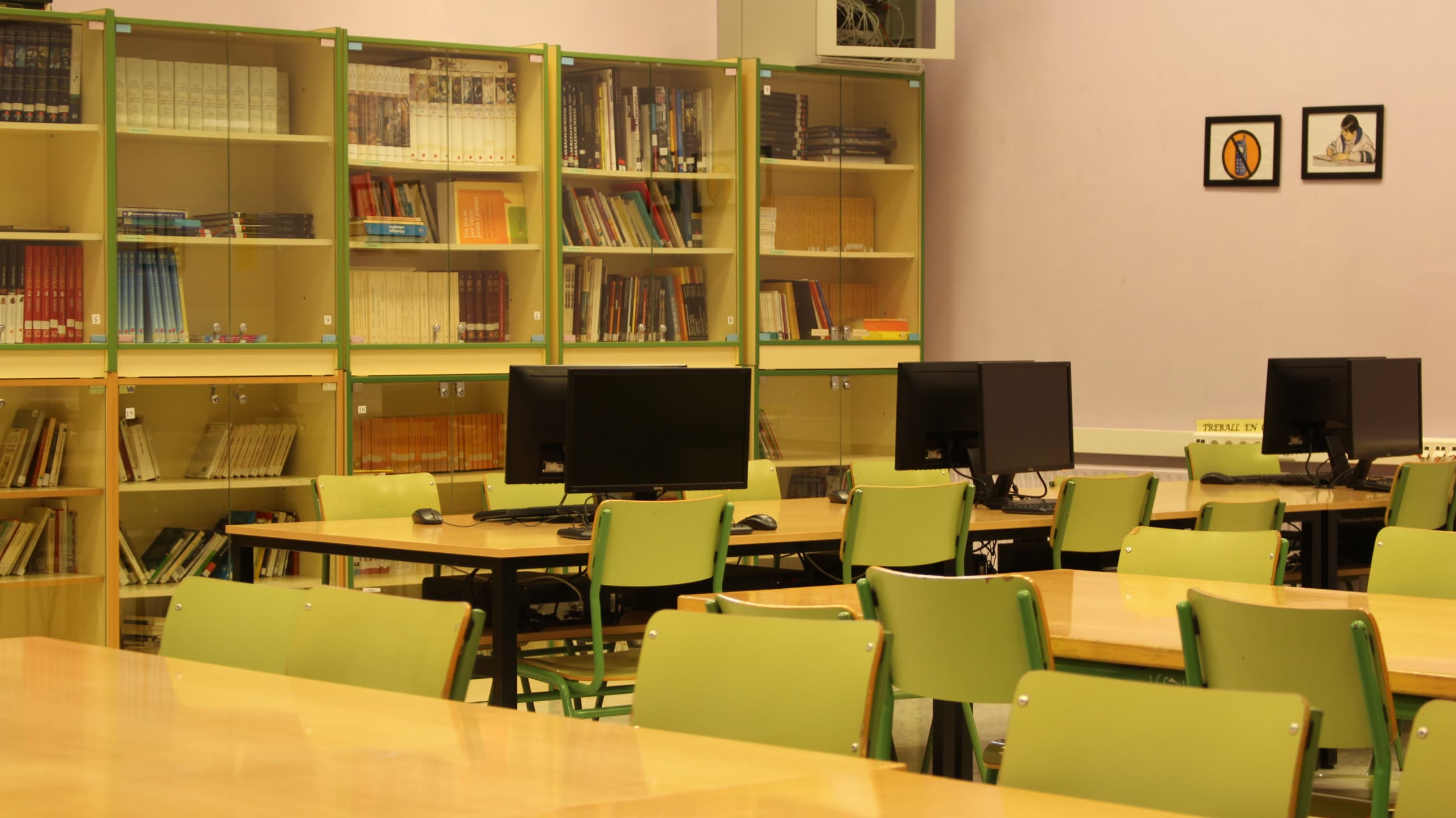 Foto secundaria del campus Institut Josep Tapiró