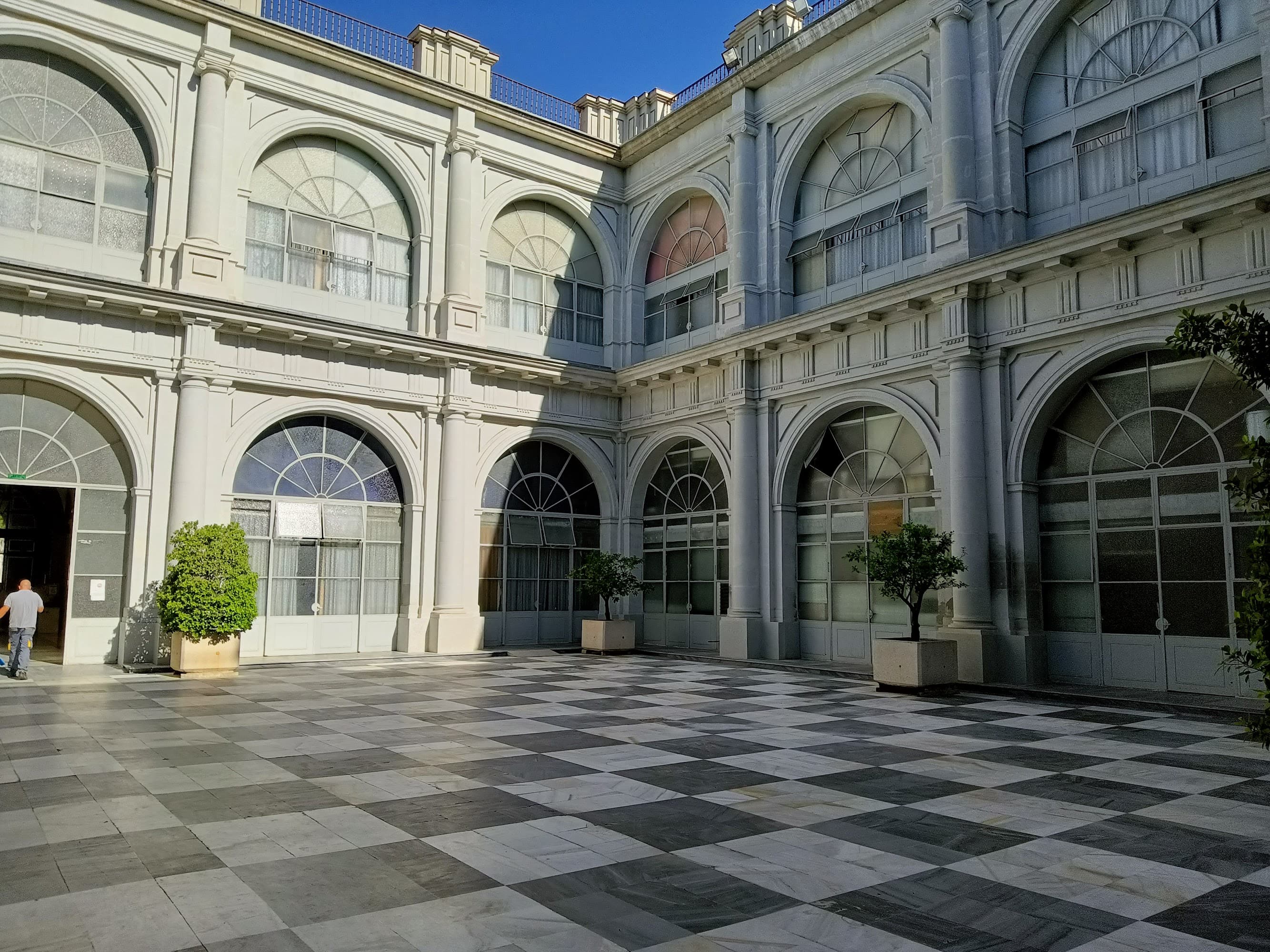 Foto secundaria del campus Facultad de Geografía e Historia