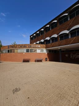 Institut Carles Vallbona