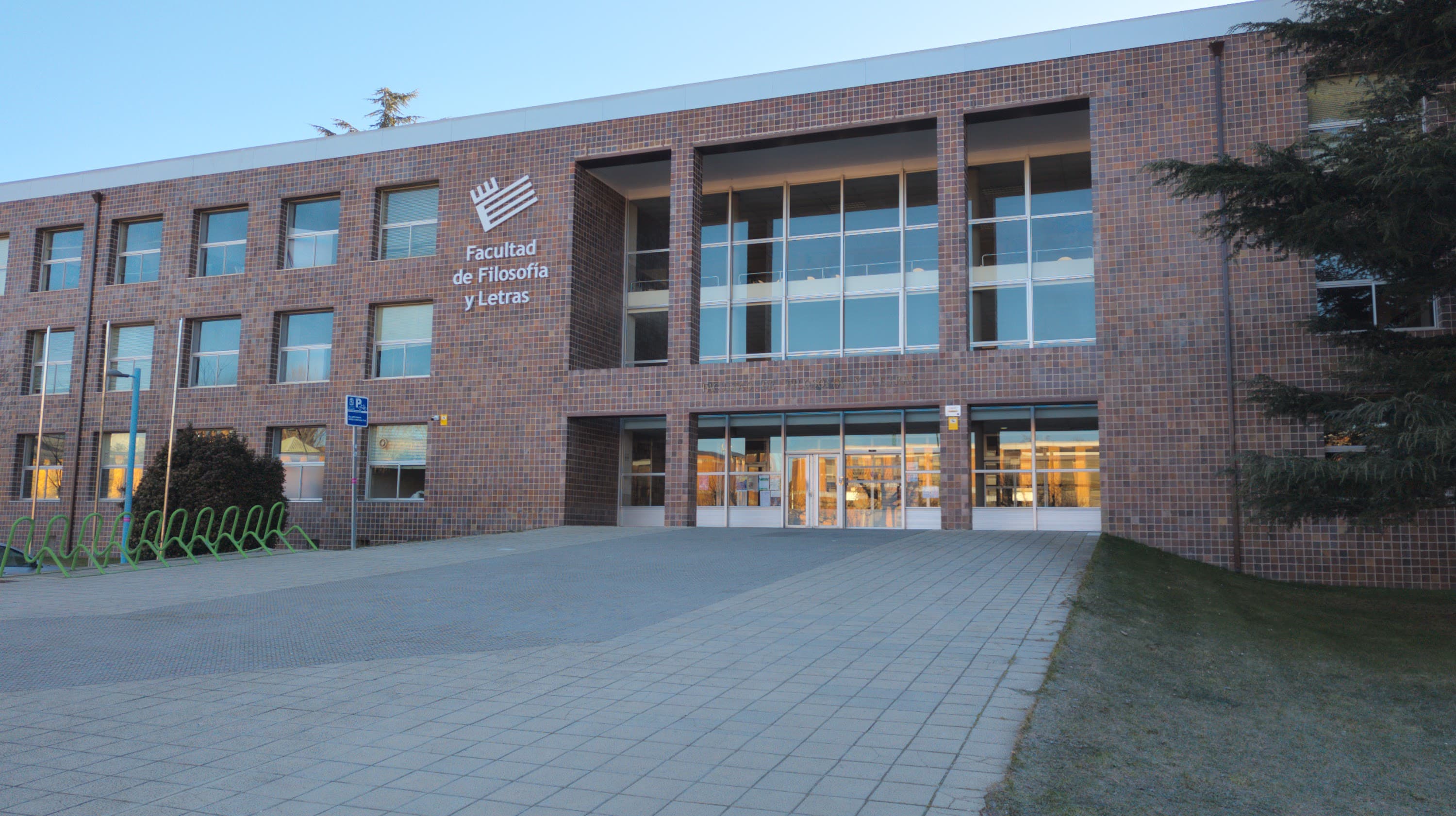 Foto del campus Facultad de Filosofía y Letras