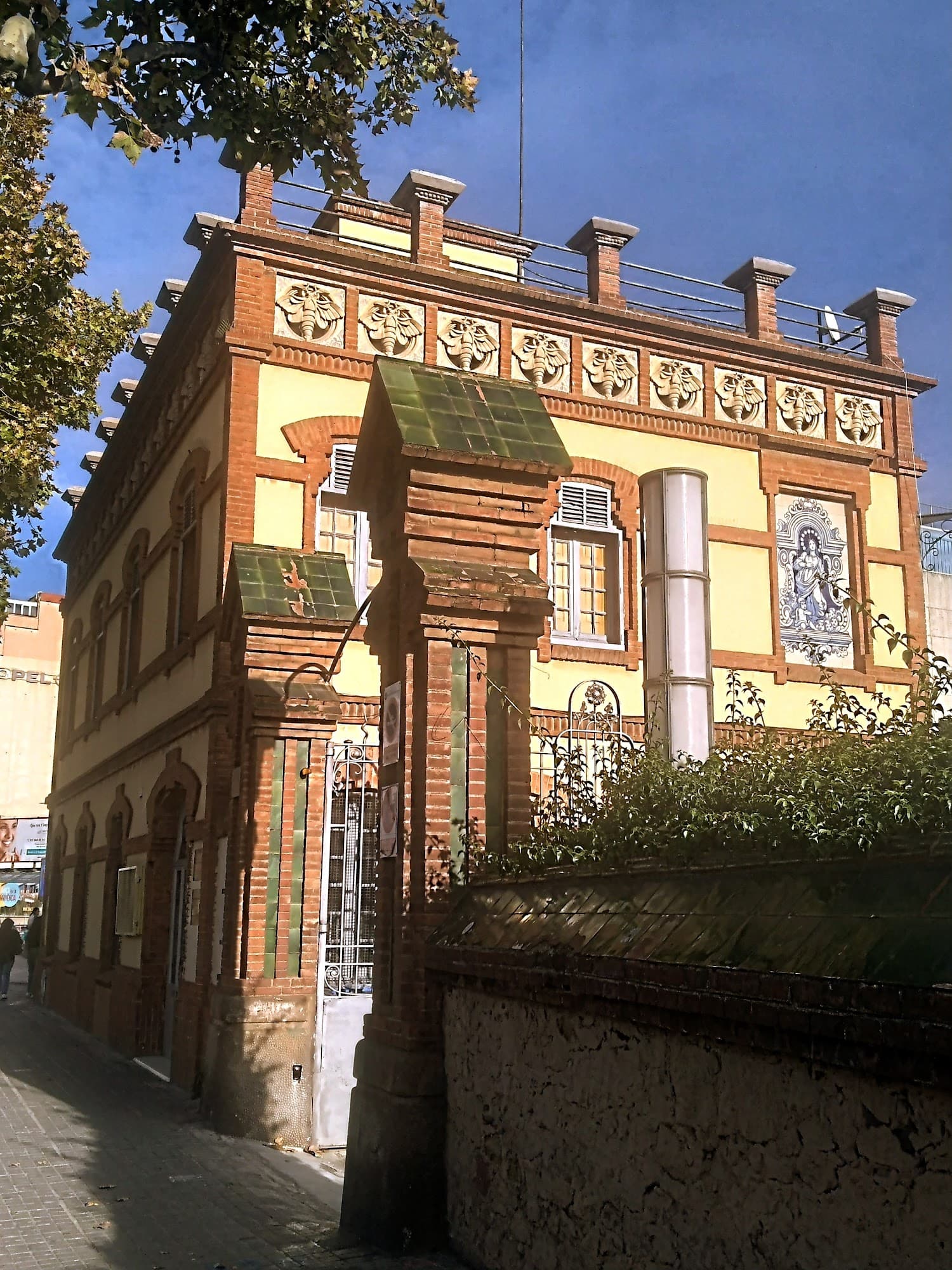Foto del campus Institut Can Vilumara