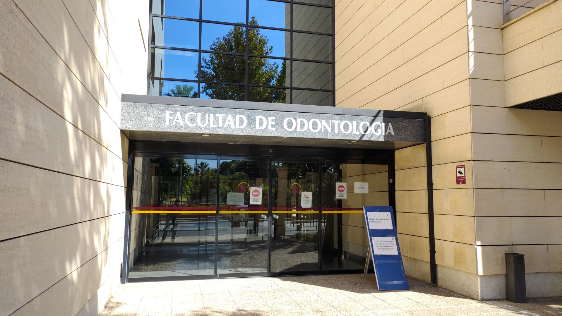 Foto secundaria del campus Facultad de Odontología