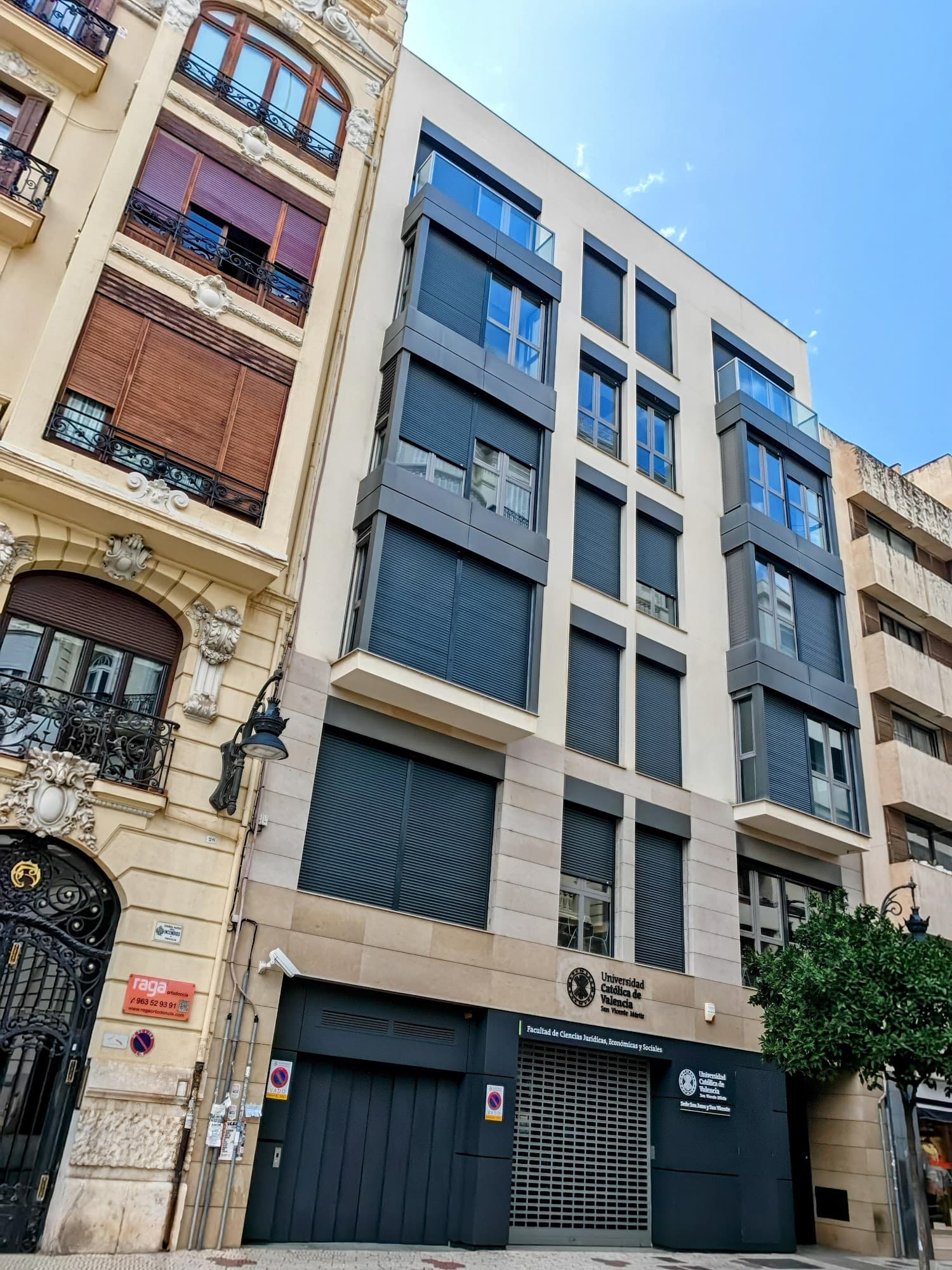 Foto del campus Facultad de Ciencias Jurídicas, Económicas  y Sociales