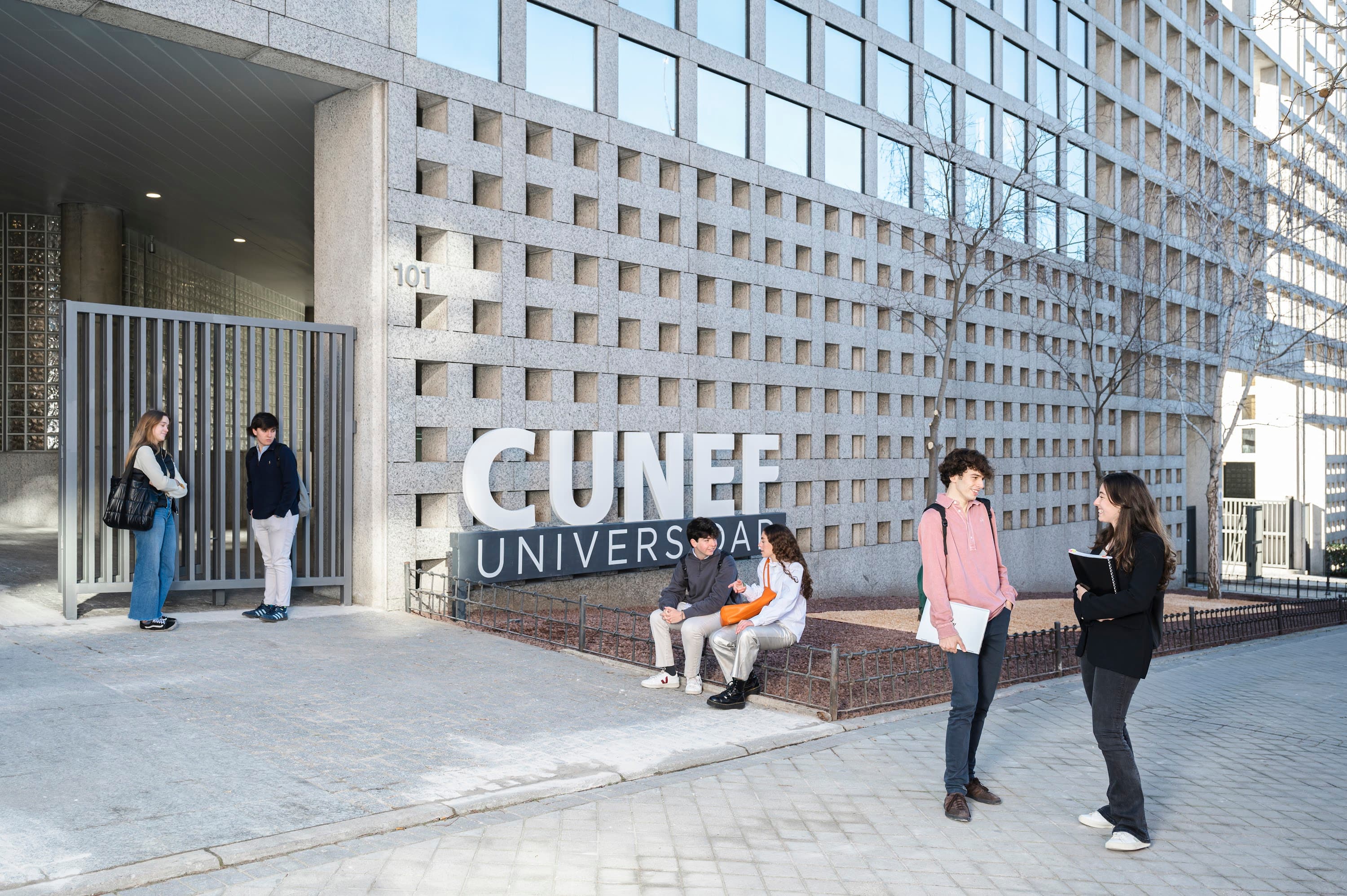 Foto secundaria del campus Campus Almansa