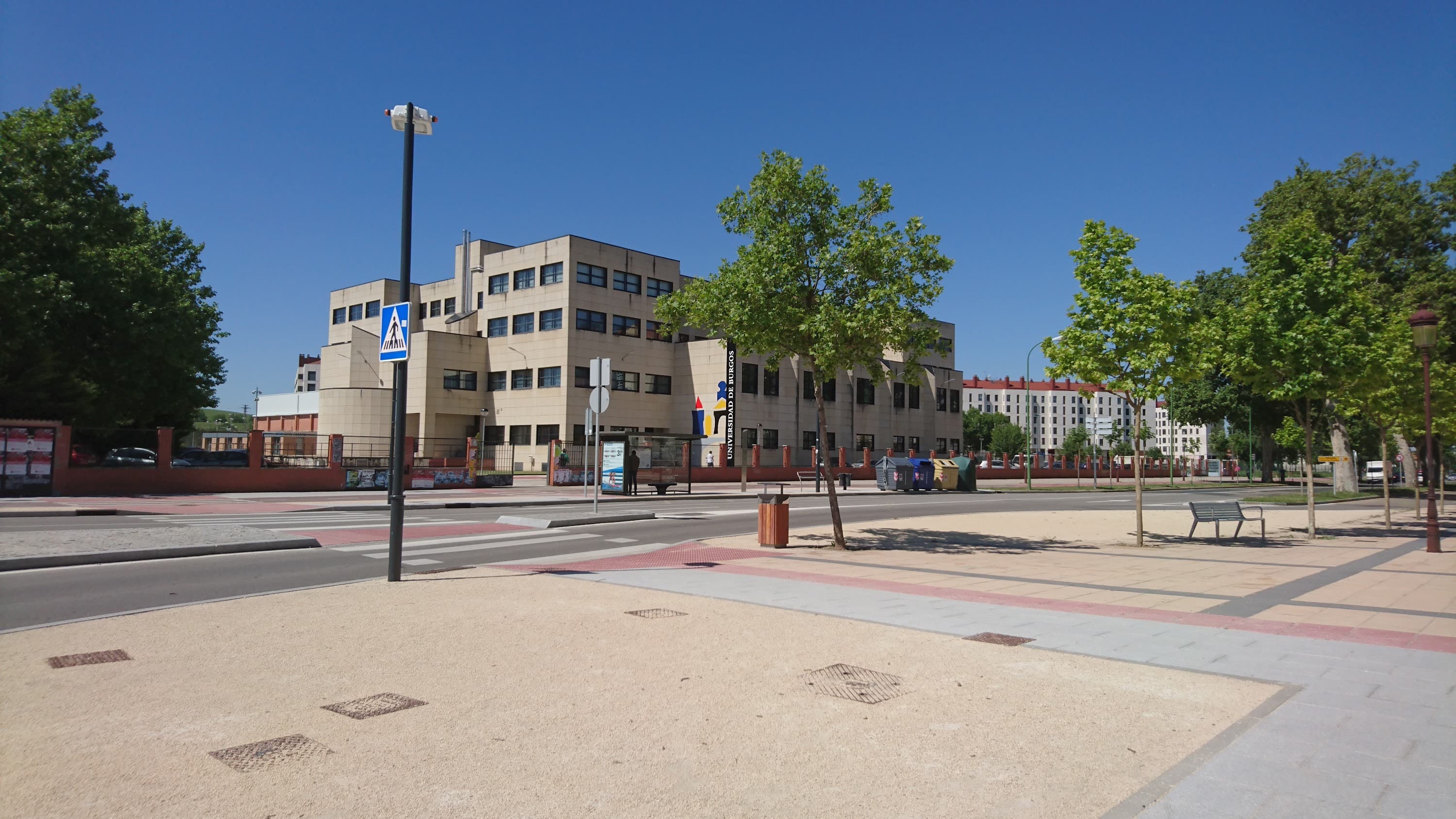 Foto secundaria del campus Facultad de Educación