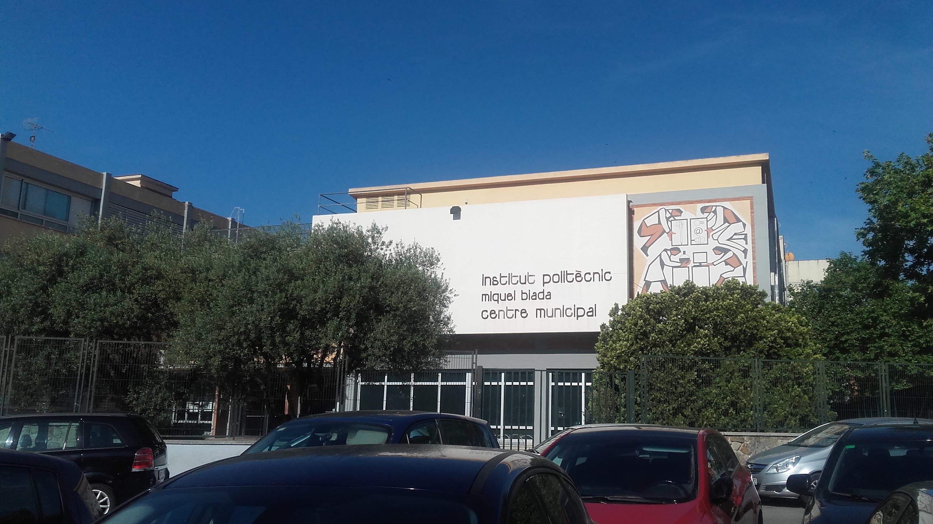 Foto secundaria del campus Institut Miquel Biada
