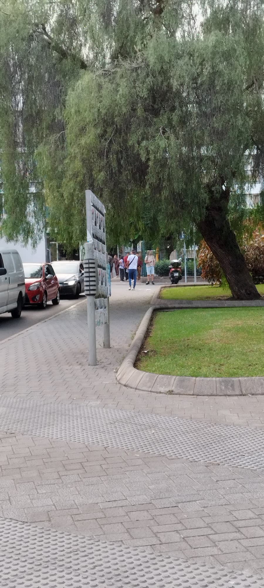 Foto secundaria del campus Facultad de Geografía e Historia