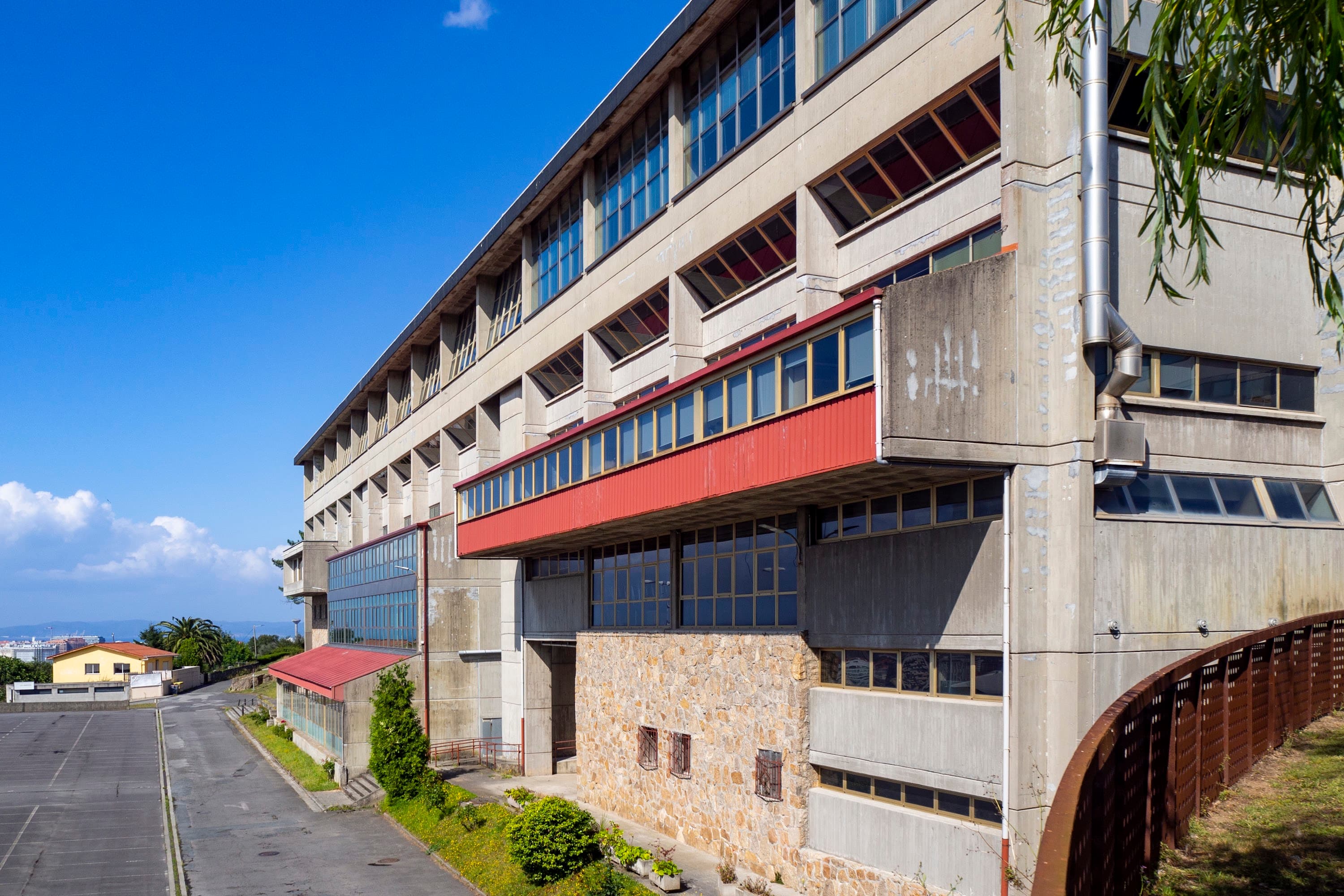 Foto secundaria del campus Escuela Universitaria de Arquitectura Técnica