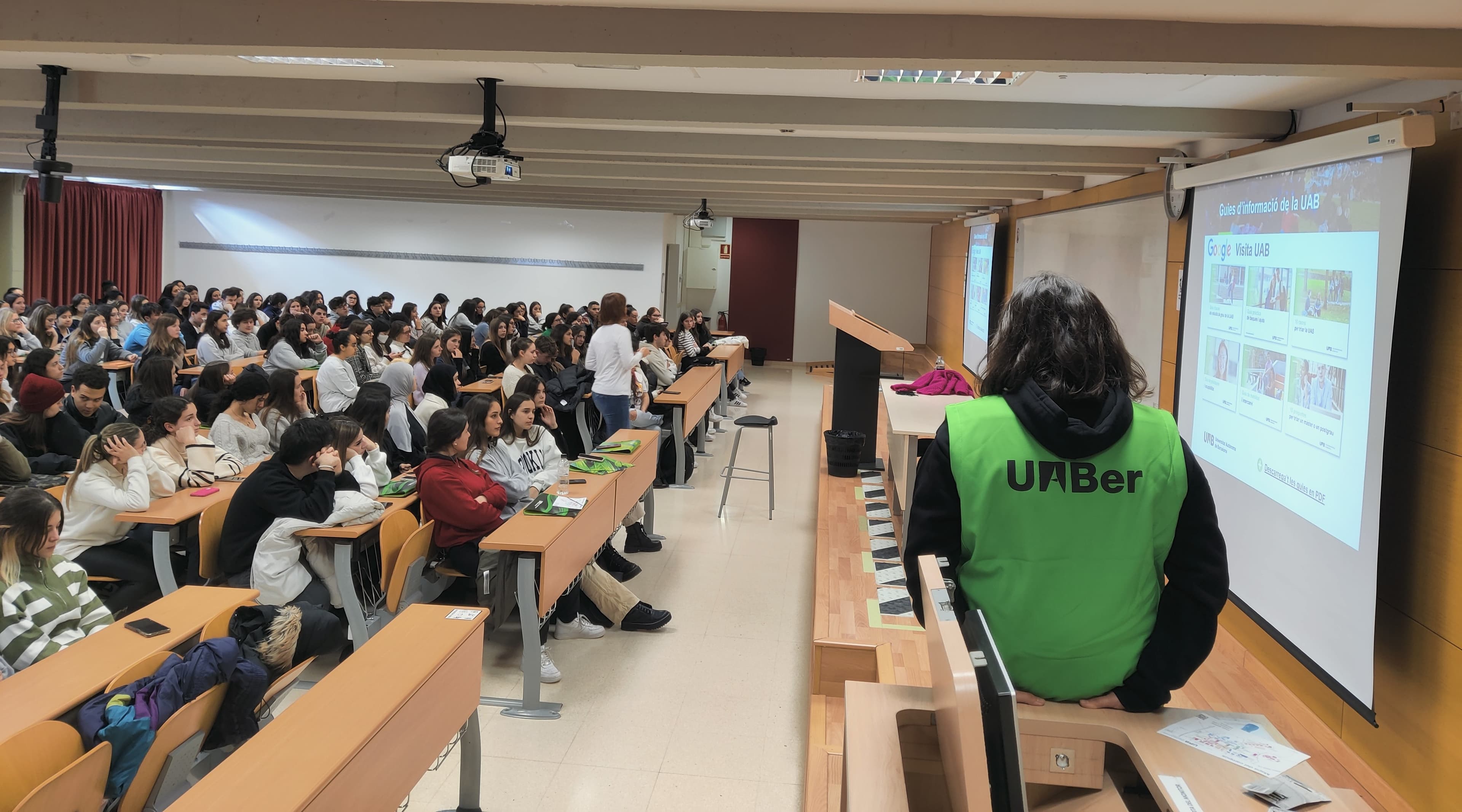 Foto secundaria del campus Facultad de Filosofía y Letras