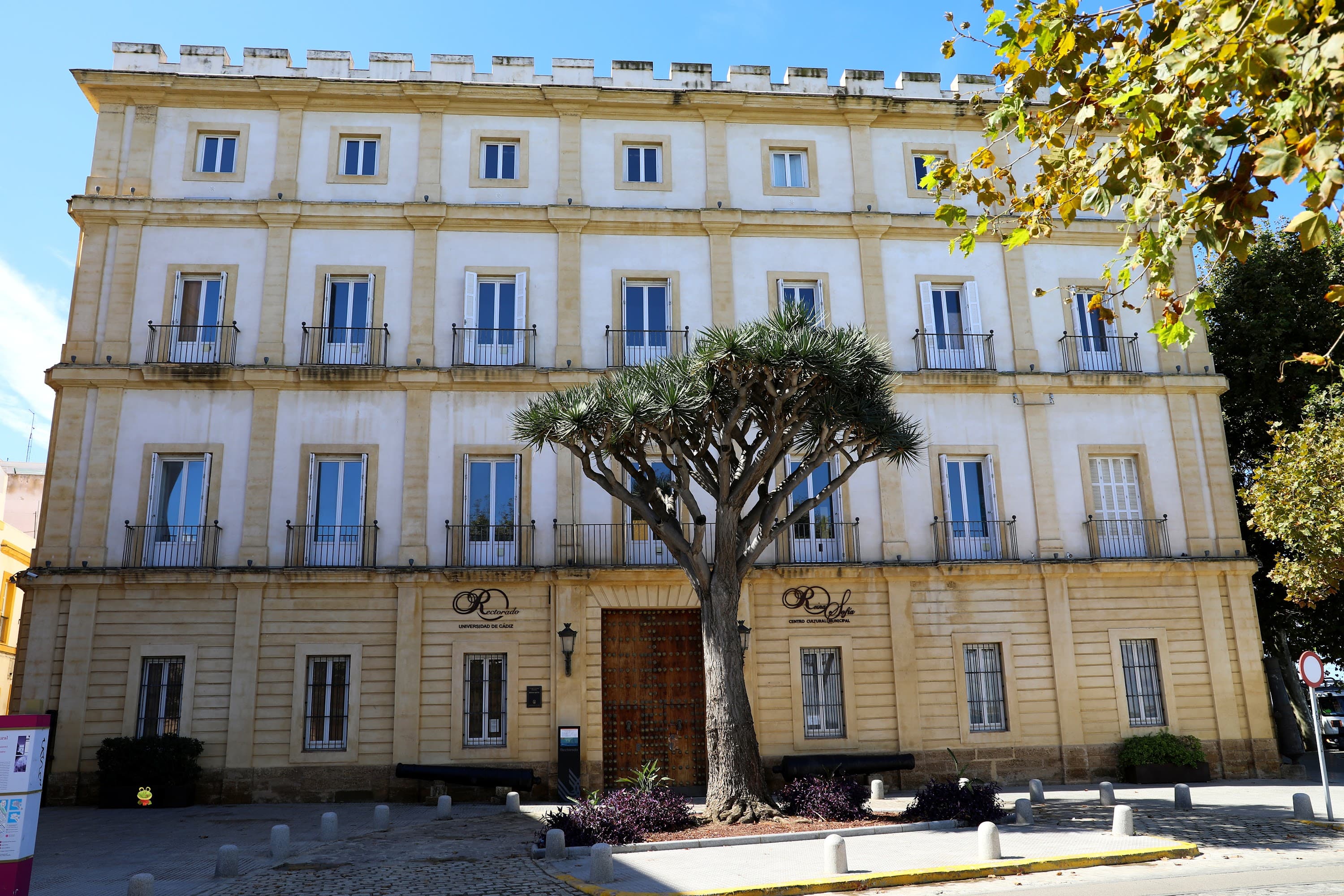Foto secundaria del campus Campus de Cádiz