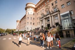 Escuela Universitaria de Magisterio Begoñako Andra Mari