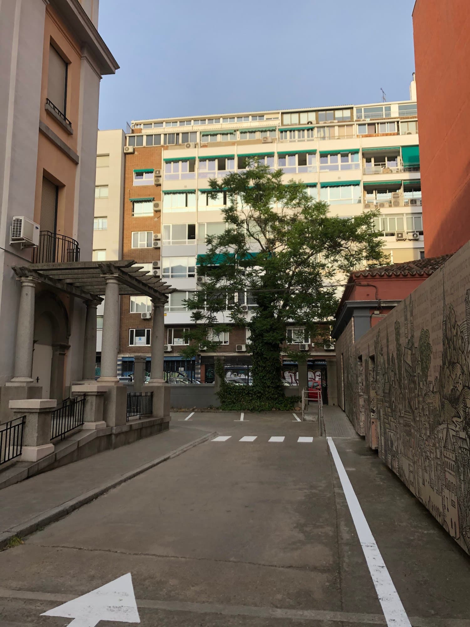 Foto secundaria del campus Facultad de Ciencias de la Documentación
