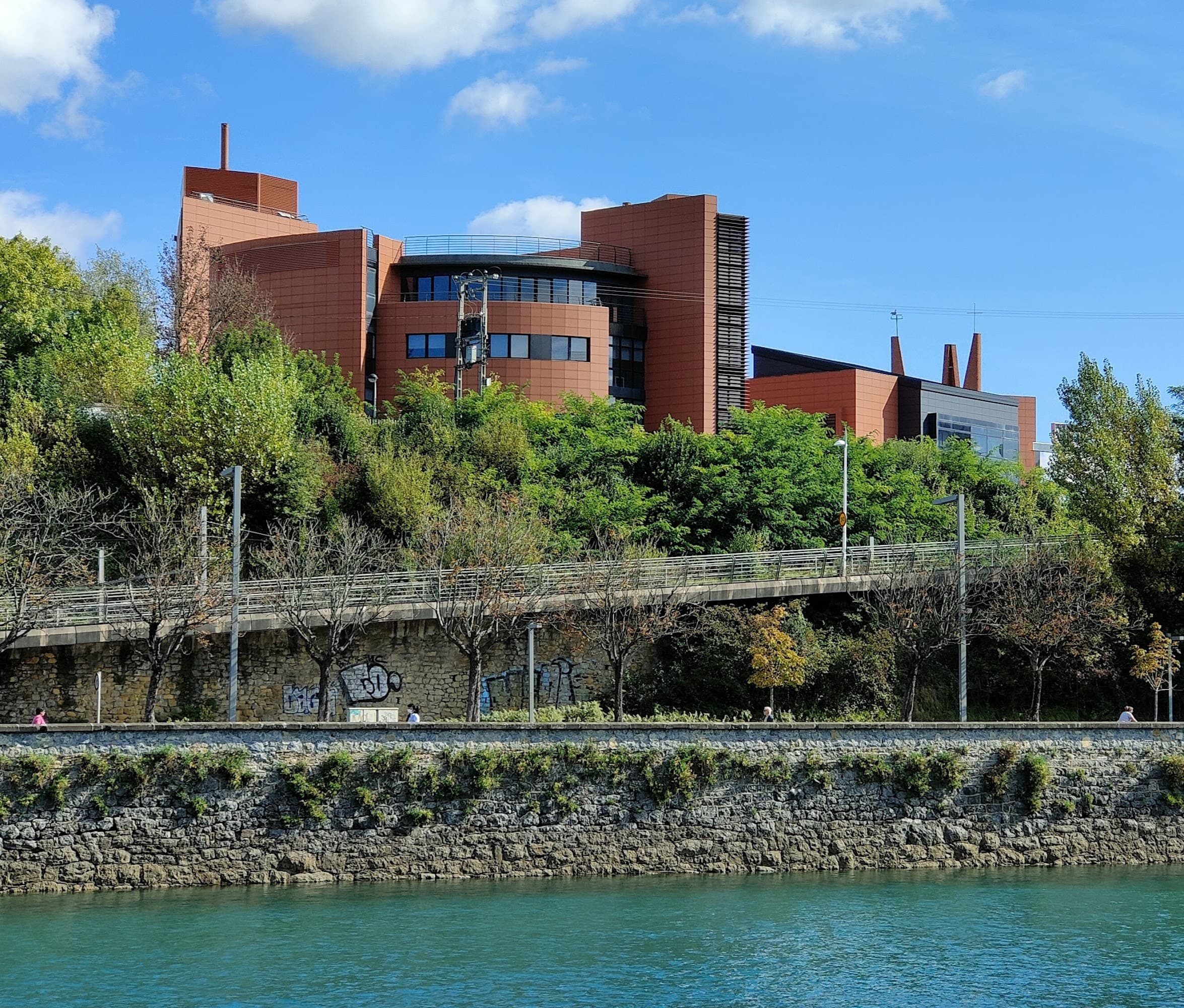Foto secundaria del campus Facultad de Ciencias Sociales y Humanas. Campus San Sebastián
