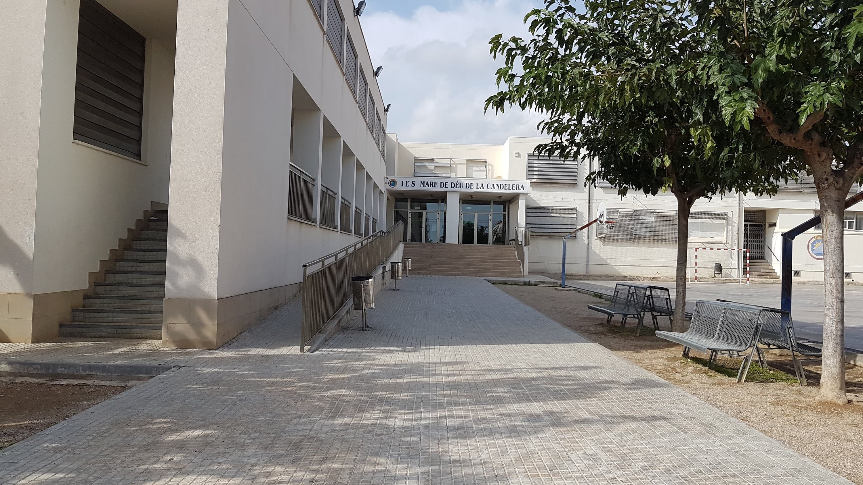 Foto del campus Institut Mare de Déu de la Candelera