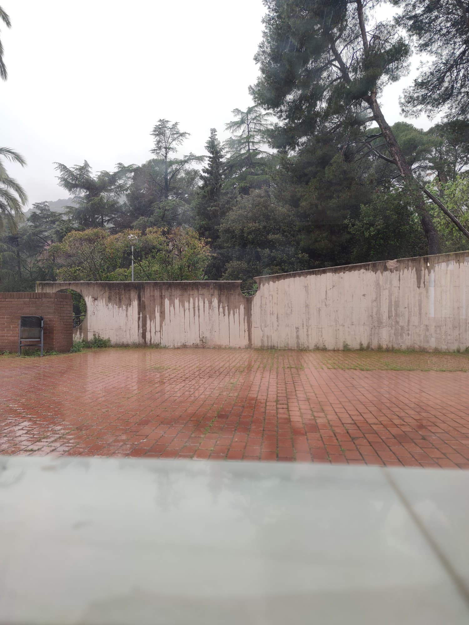 Foto secundaria del campus Institut Anna Gironella de Mundet