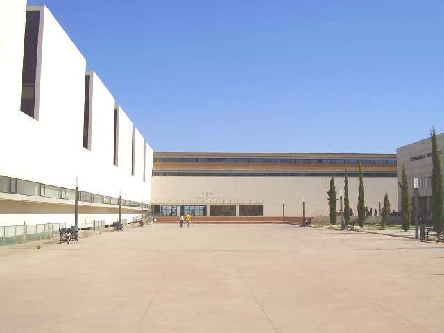 Foto del campus Facultad de Filosofía y Letras