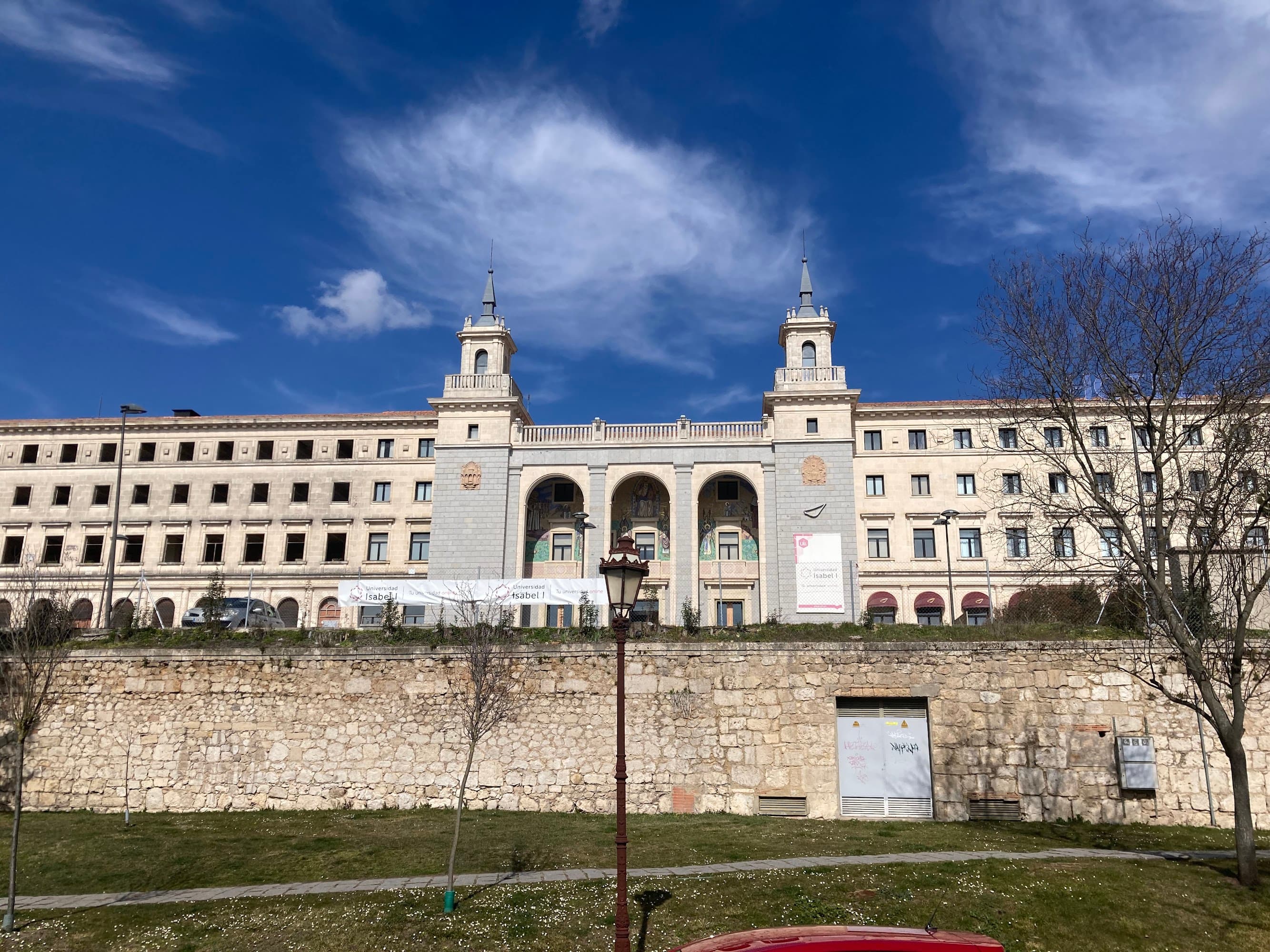 Foto secundaria del campus Facultad de Criminología