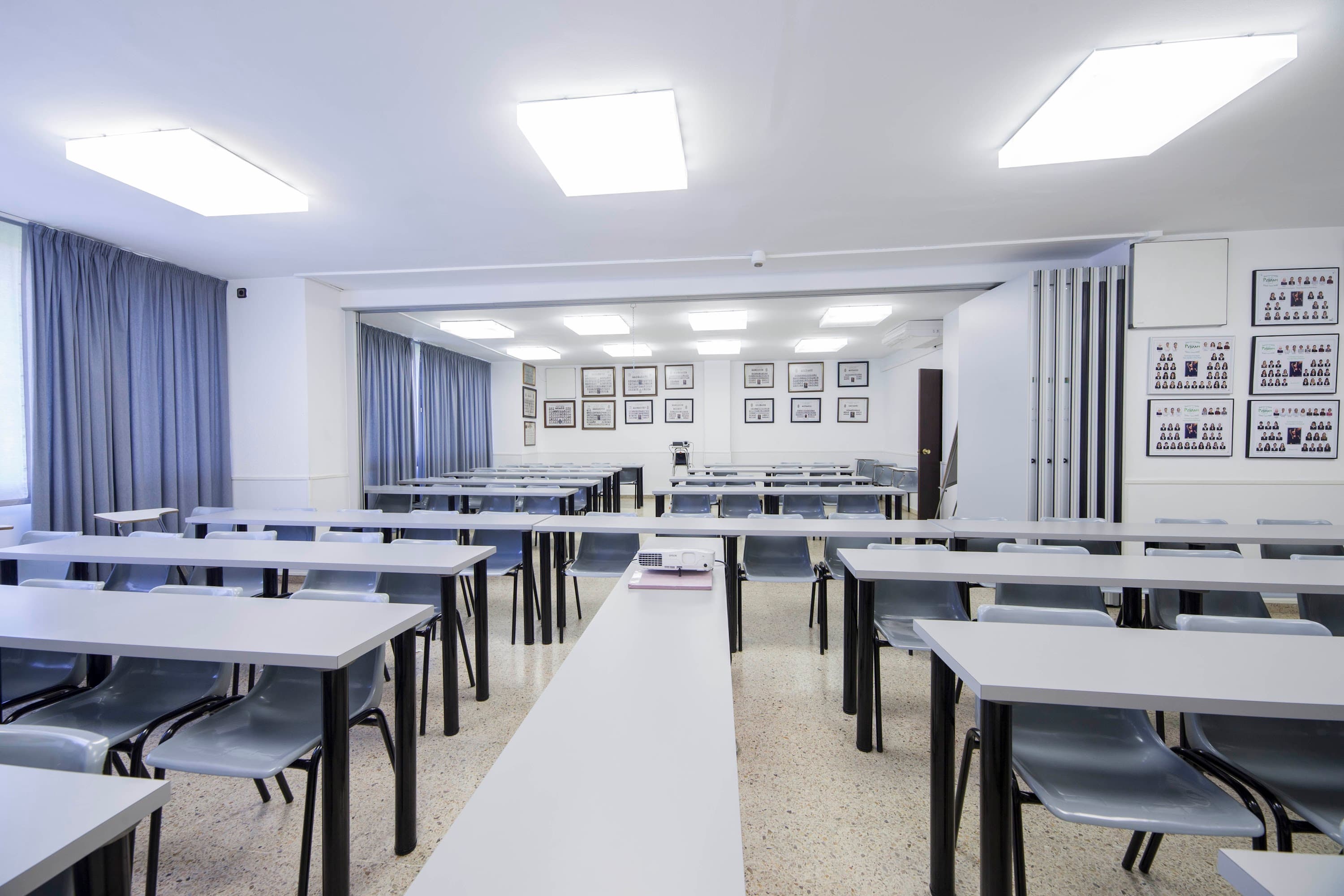 Foto secundaria del campus Escola Pejoan