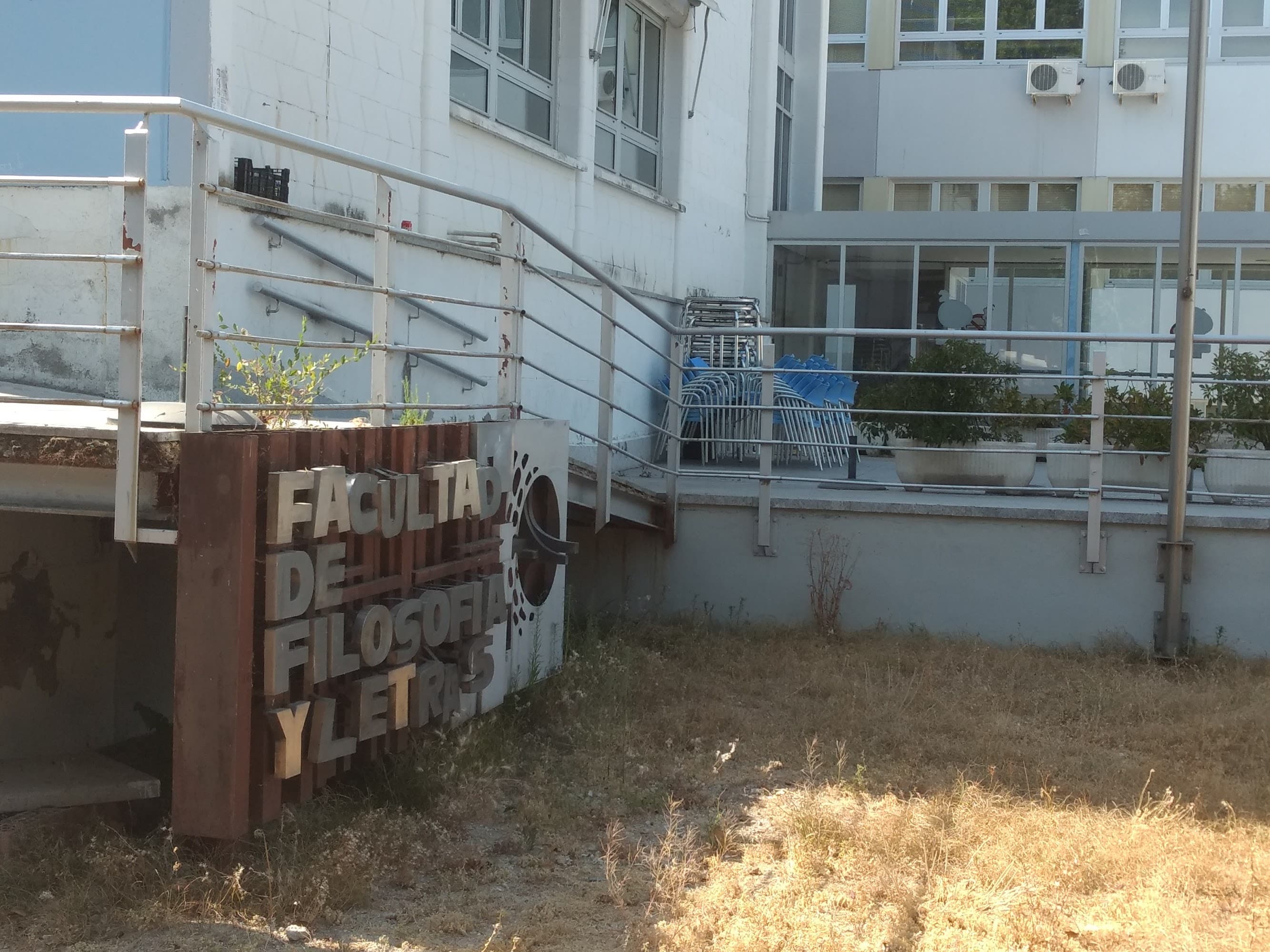 Foto secundaria del campus Facultad de Filosofía y Letras