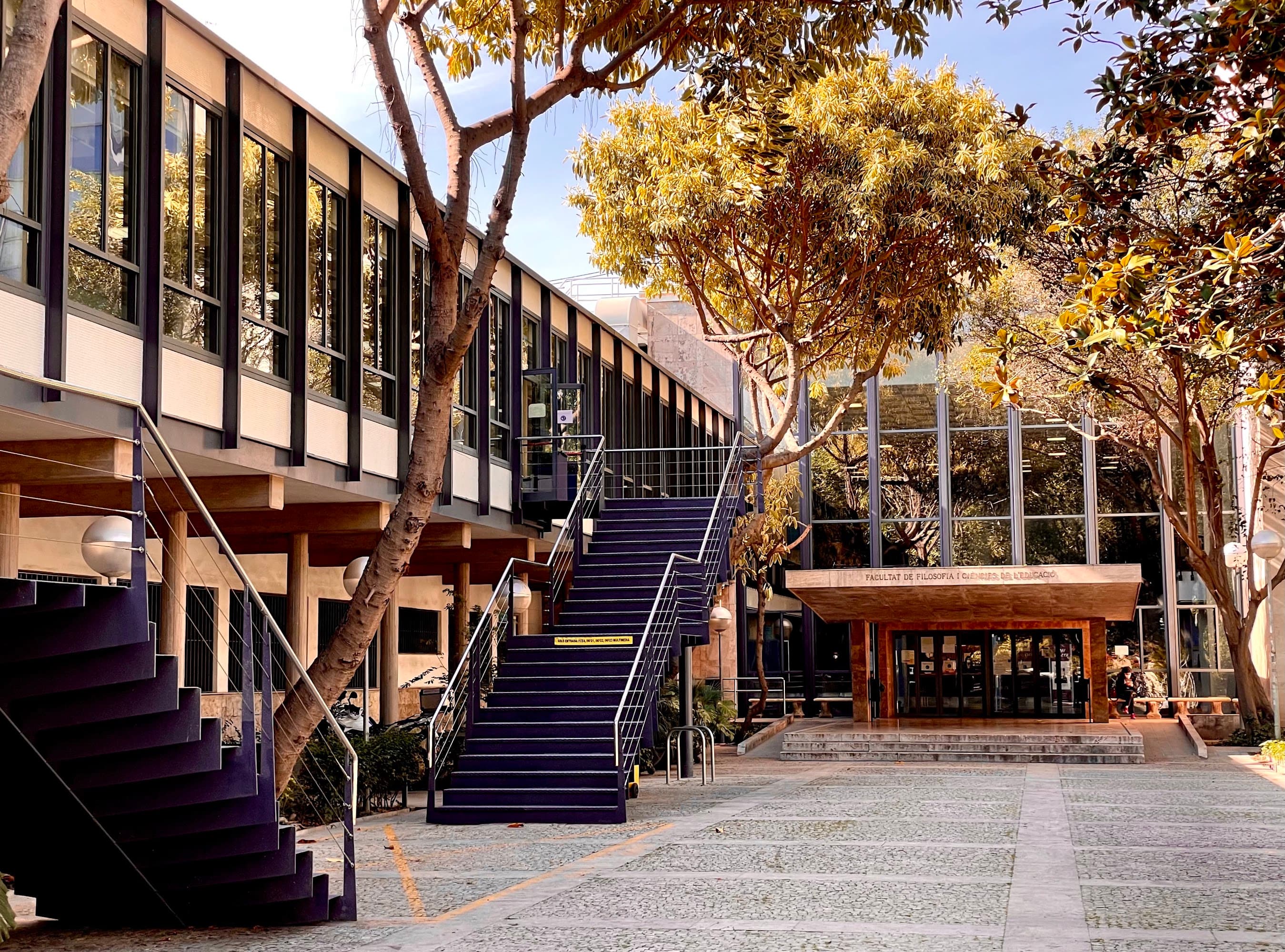 Foto secundaria del campus Facultad de Filosofía y Ciencias de la Educación