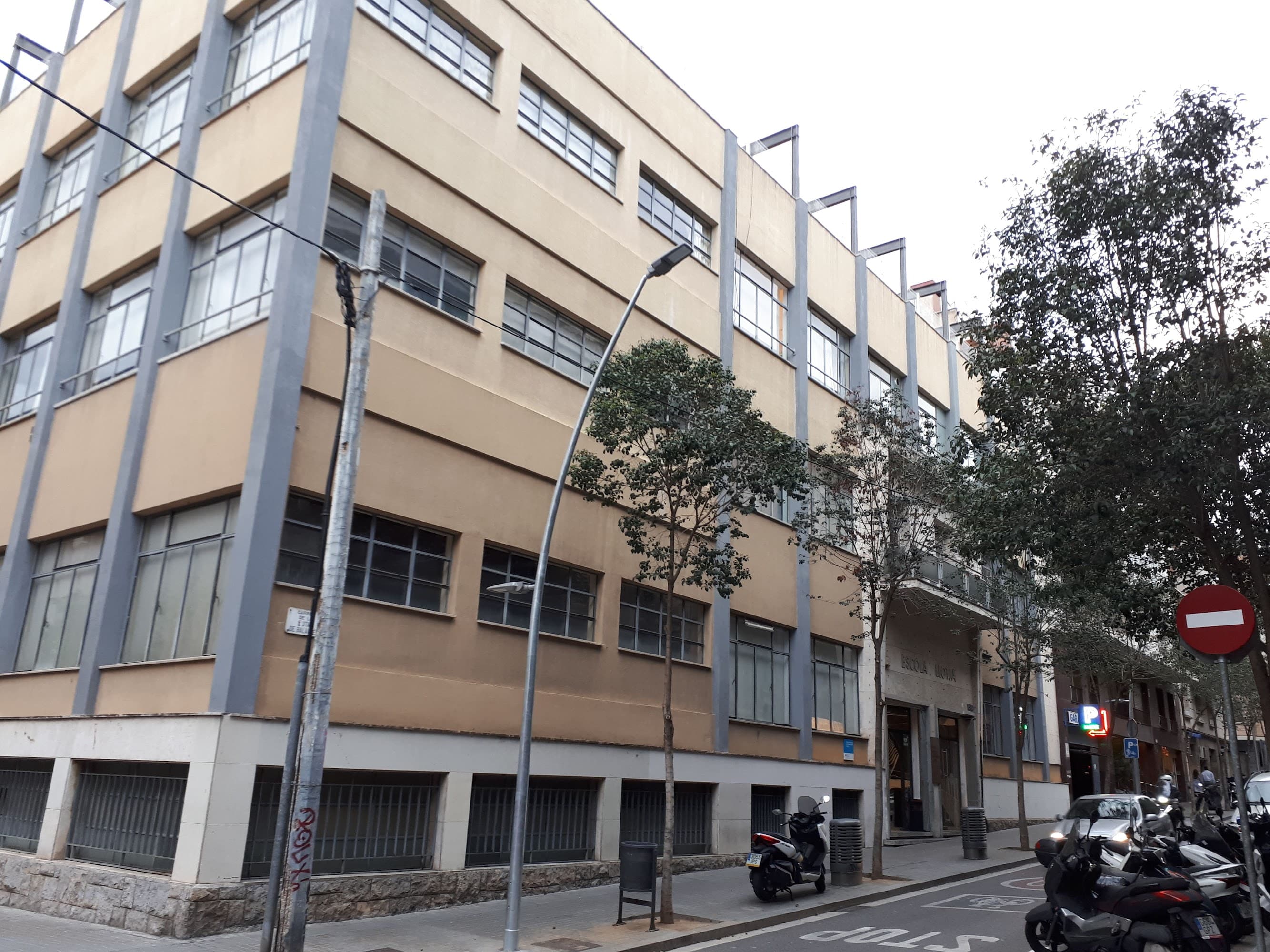 Foto secundaria del campus Escola d'Art i Superior de Disseny Llotja (seu de Sant Gervasi)