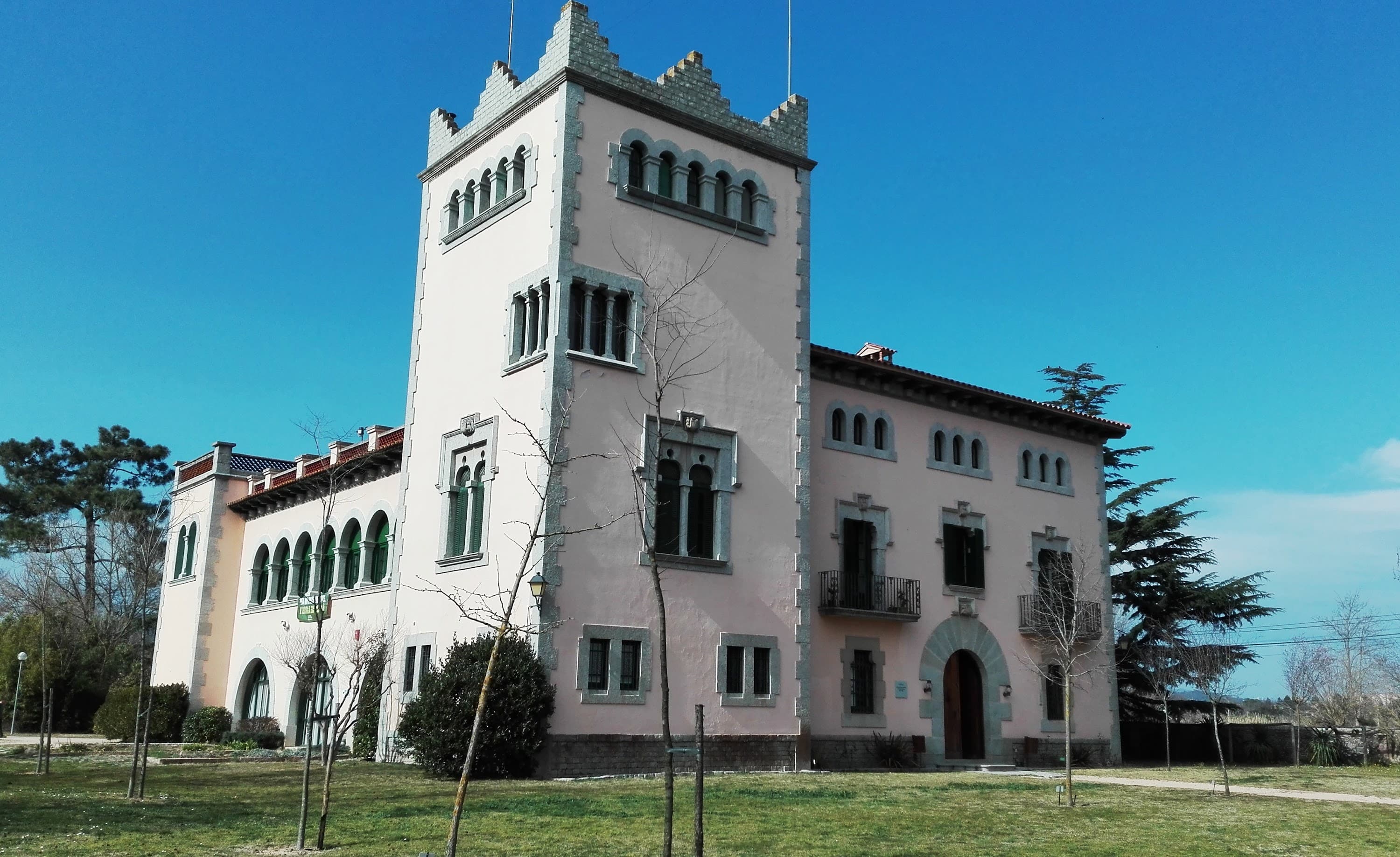 Foto del campus Escola Agrària i Forestal de Santa Coloma de Farners