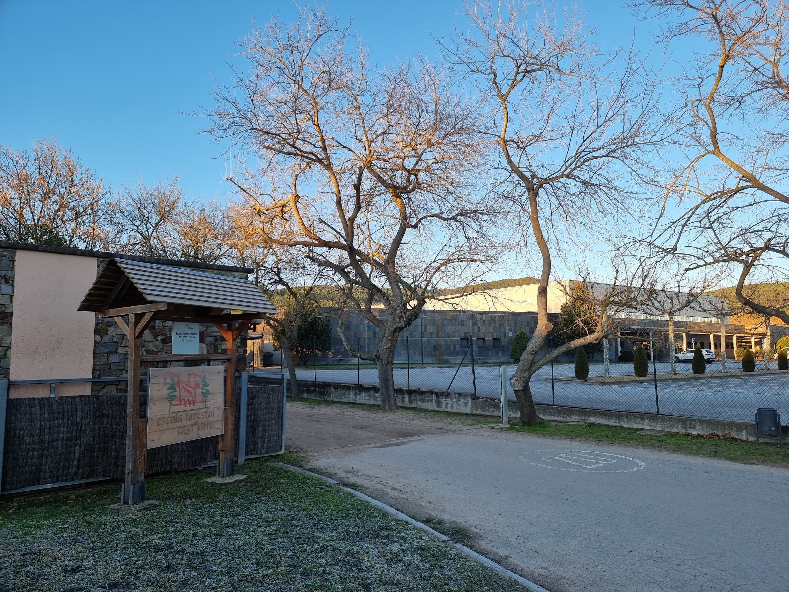 Foto secundaria del campus Escola Agrària i Forestal de Santa Coloma de Farners