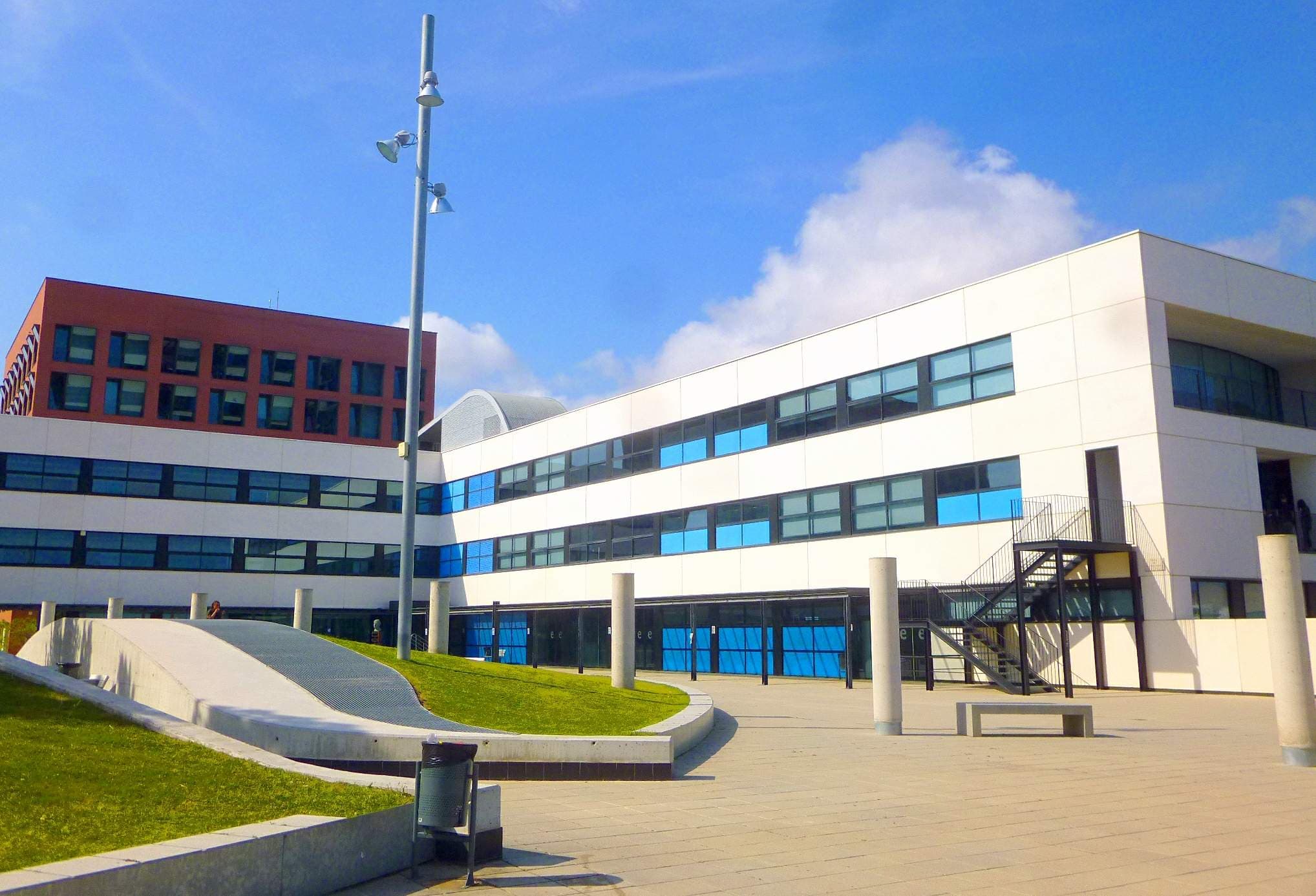 Foto secundaria del campus Centro Universitario Tecnocampus