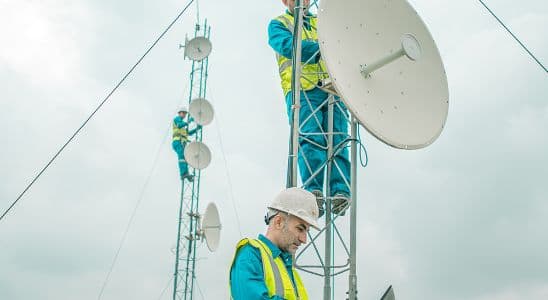 Tècnic Superior en Sistemes de Telecomunicacions i Informàtics