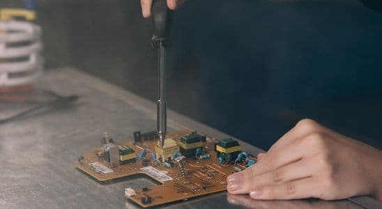 Tècnic Superior en Manteniment Electrònic