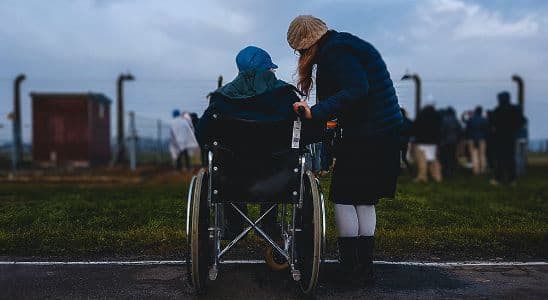 Tècnic en Atenció a Persones en Situació de Dependència