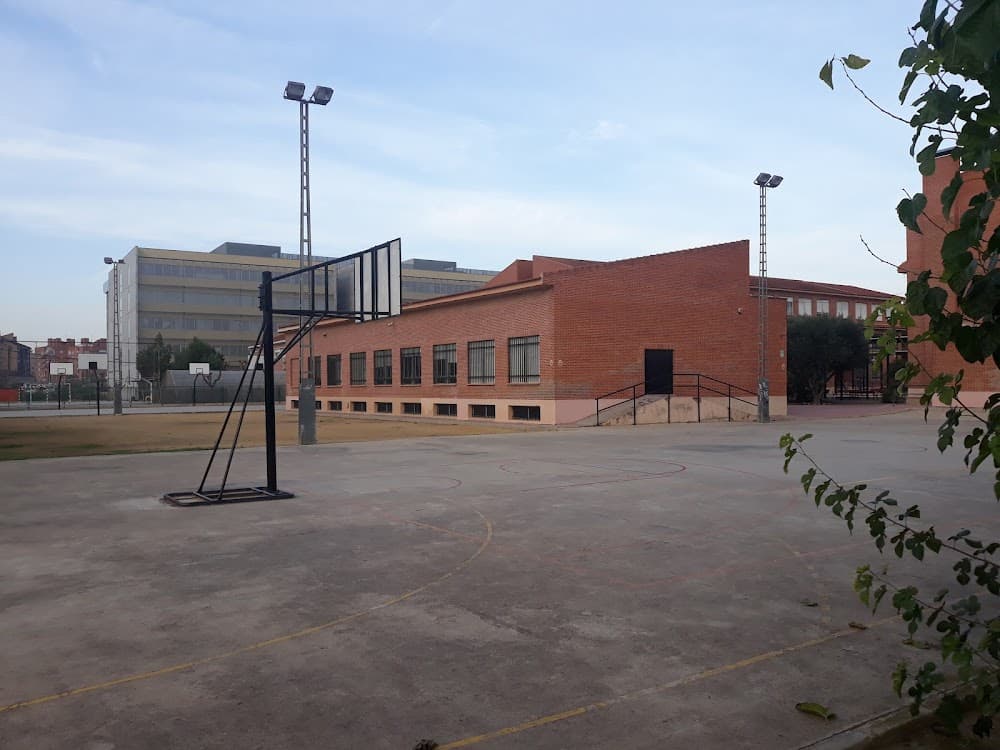 Foto secundaria del campus Ramón Y Cajal