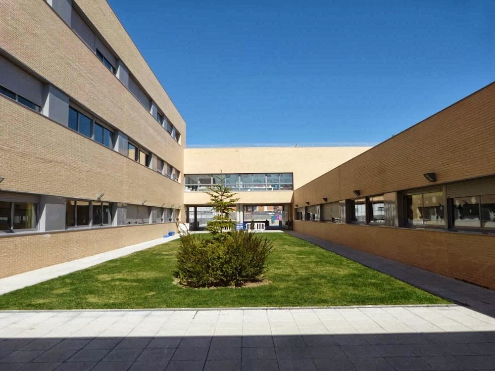 Foto secundaria del campus Colegio Valle Del Miro