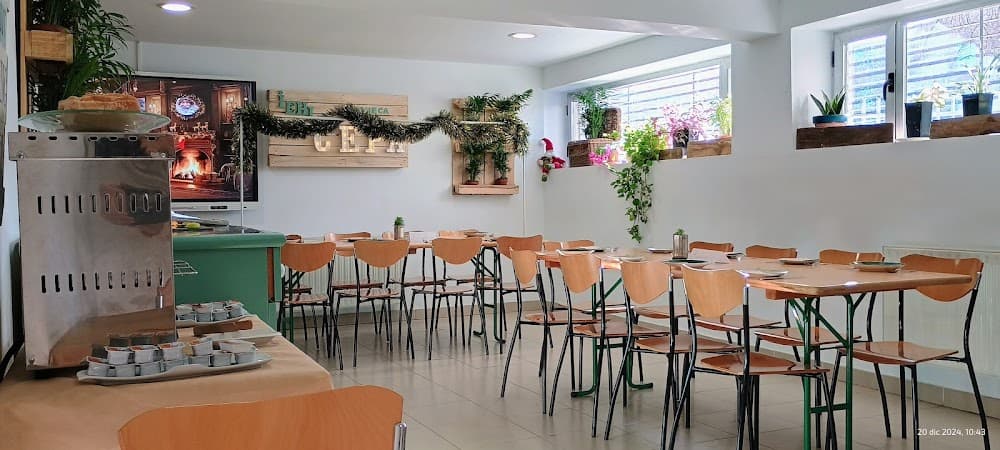 Guia, Informació I Assistència Turístiques a Clara Campoamor (Clara Campoamor, Azuqueca De Henares): foto 1