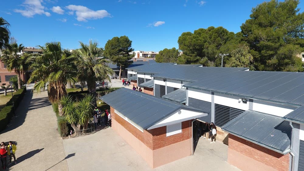 Foto secundaria del campus Cura Valera