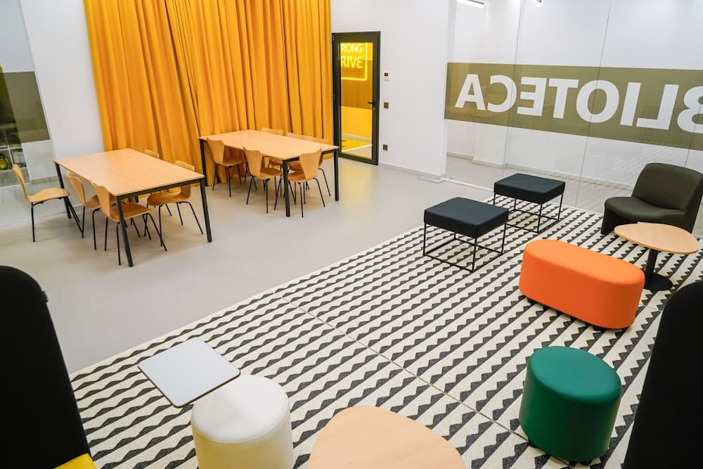 Foto secundaria del campus Centro Fp Gala