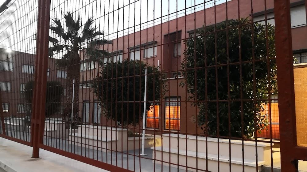 Foto secundaria del campus Nicolás Salmerón Alonso