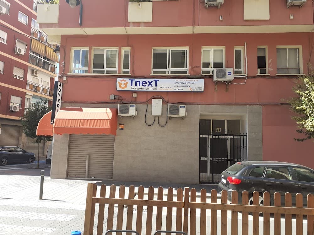 Foto secundaria del campus Tobalcaide