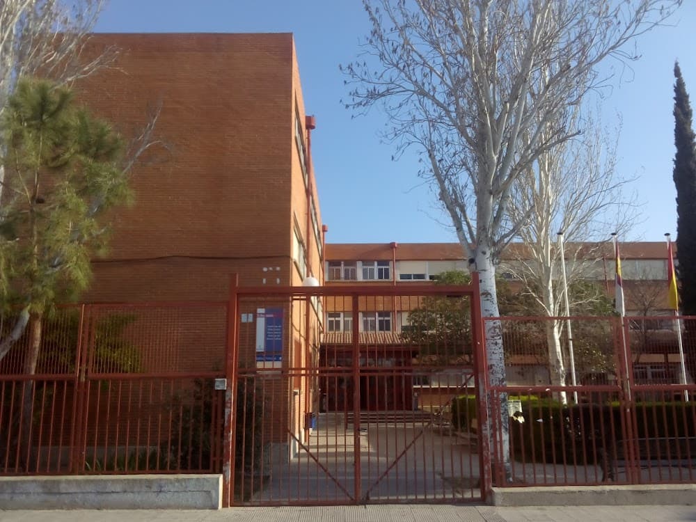 Foto secundaria del campus Alonso De Covarrubias