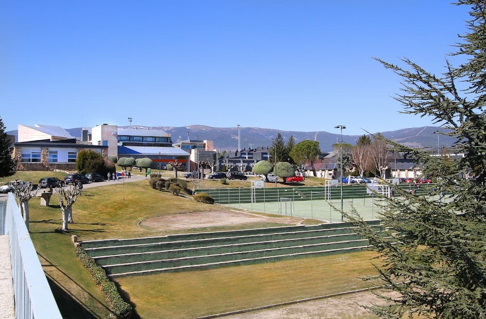 Foto secundaria del campus Gsd International School Buitrago