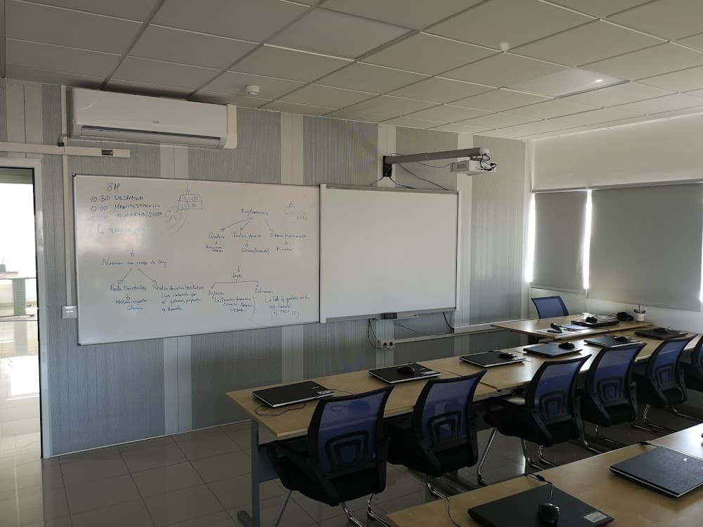 Foto secundaria del campus Círculo De Formación, Empleo E Innovación