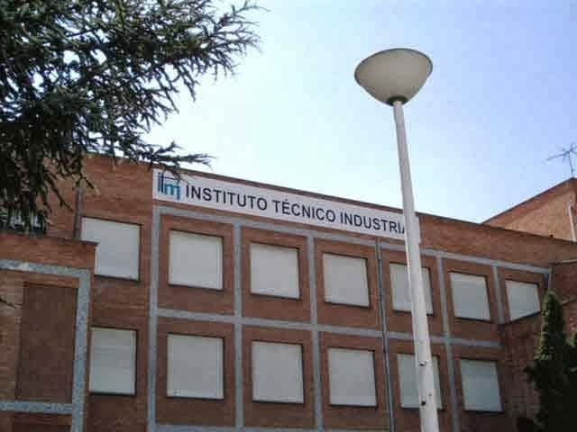 Foto secundaria del campus Instituto Técnico Industrial De Miranda